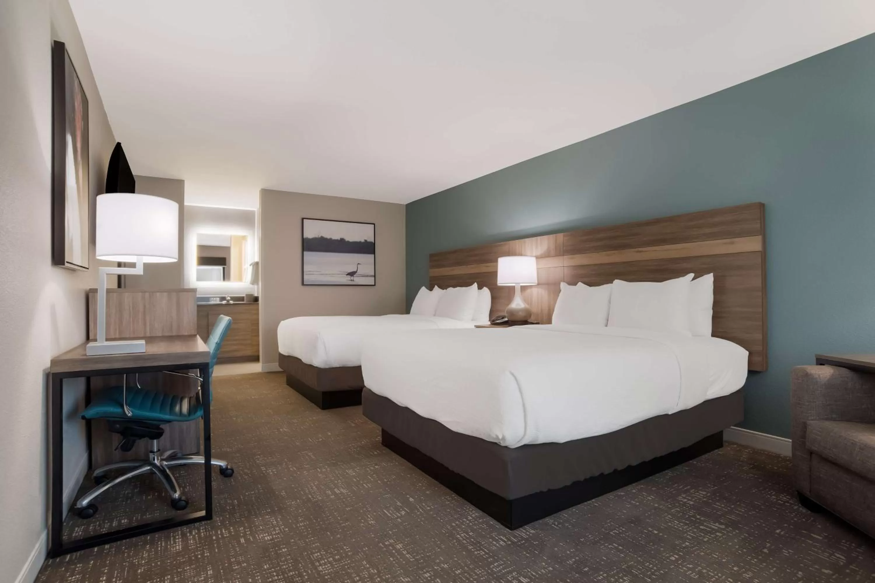 Bedroom, Bed in Best Western Flagship Inn