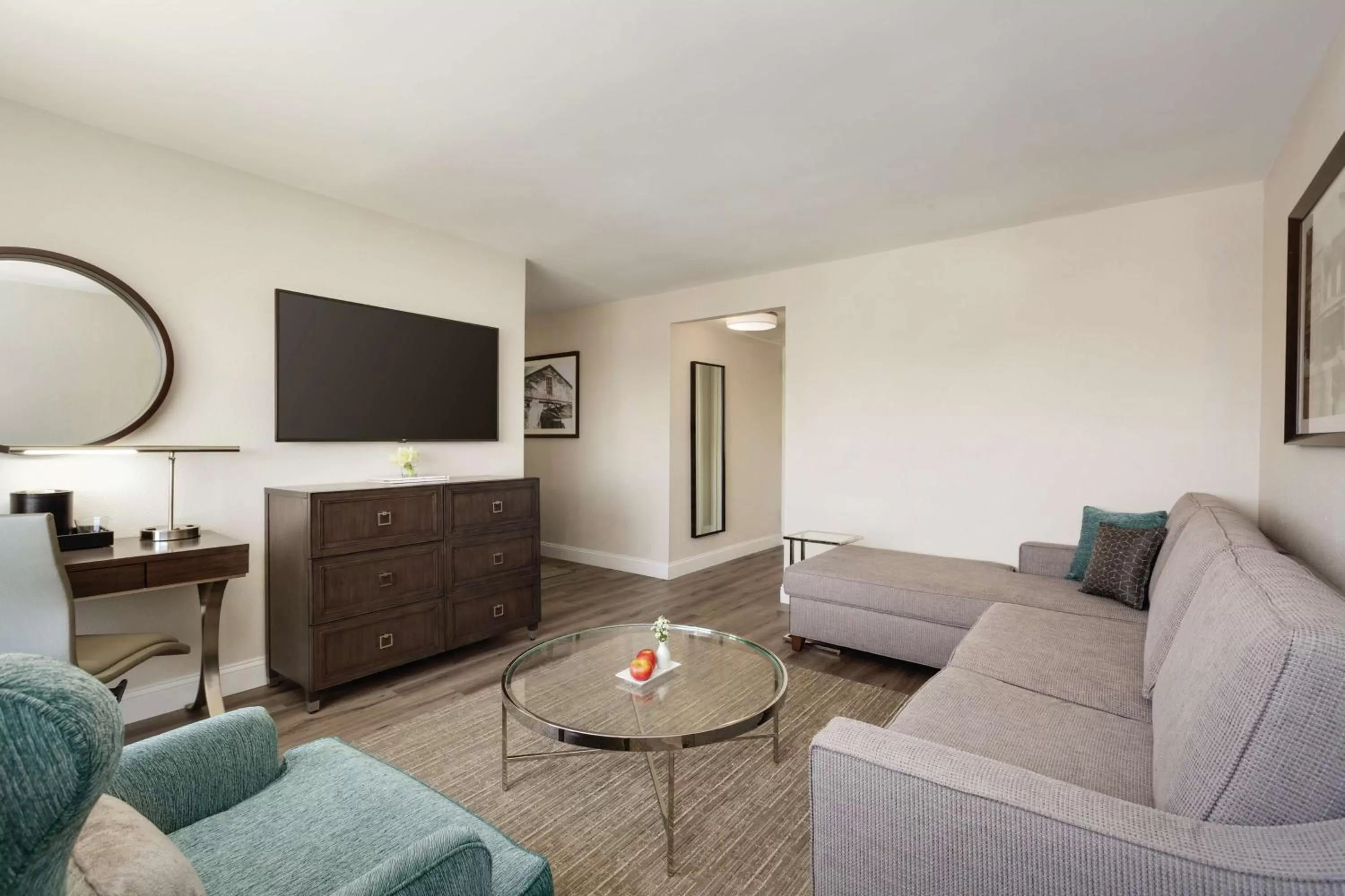 Bedroom in Hotel Ballast Wilmington, Tapestry Collection by Hilton