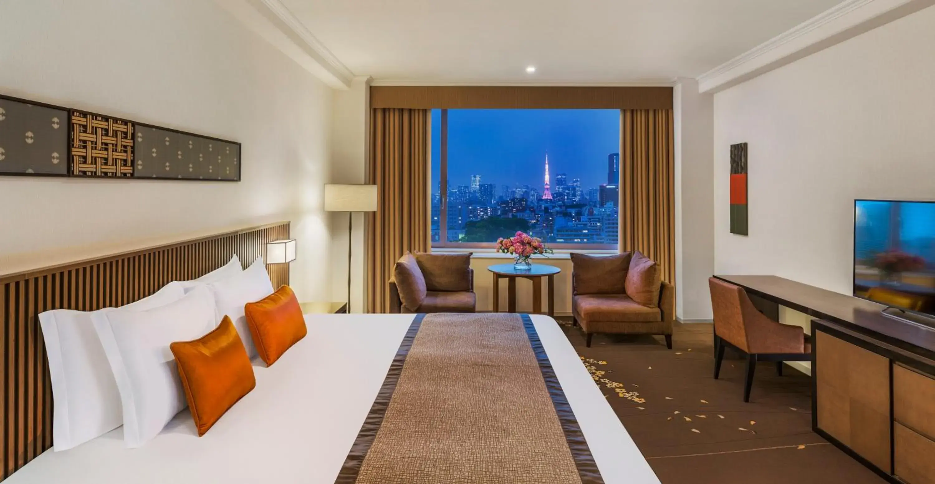 Tower Side Deluxe King Room Upper Floor (Non-Smoking)+ Sauna Access in The Prince Sakura Tower Tokyo, Autograph Collection Tower Side Deluxe King Room Upper Floor (Non-Smoking)+ Sauna Access in The Prince Sakura Tower Tokyo, Autograph Collection