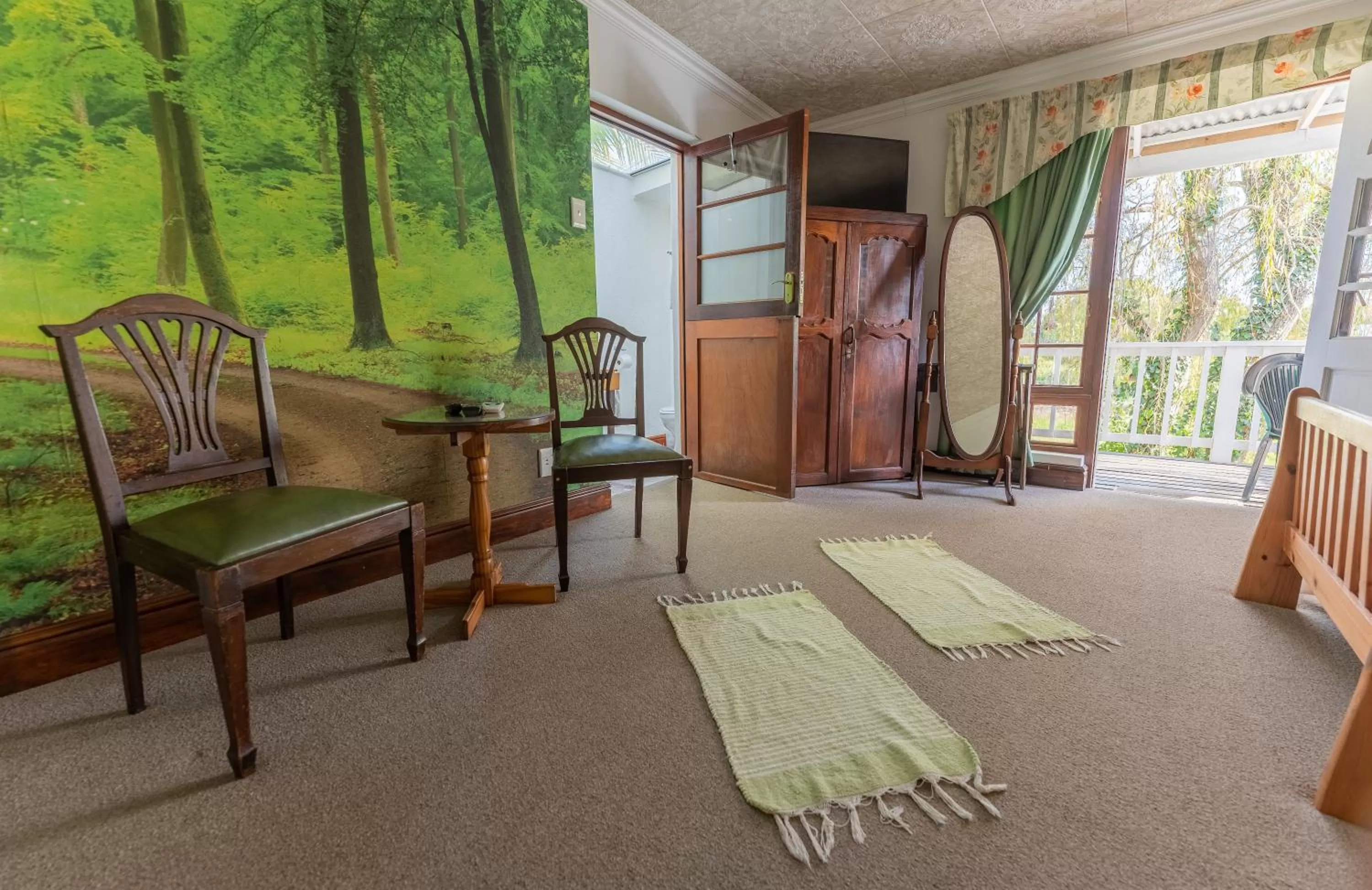 Seating Area in Aquaelberg Place