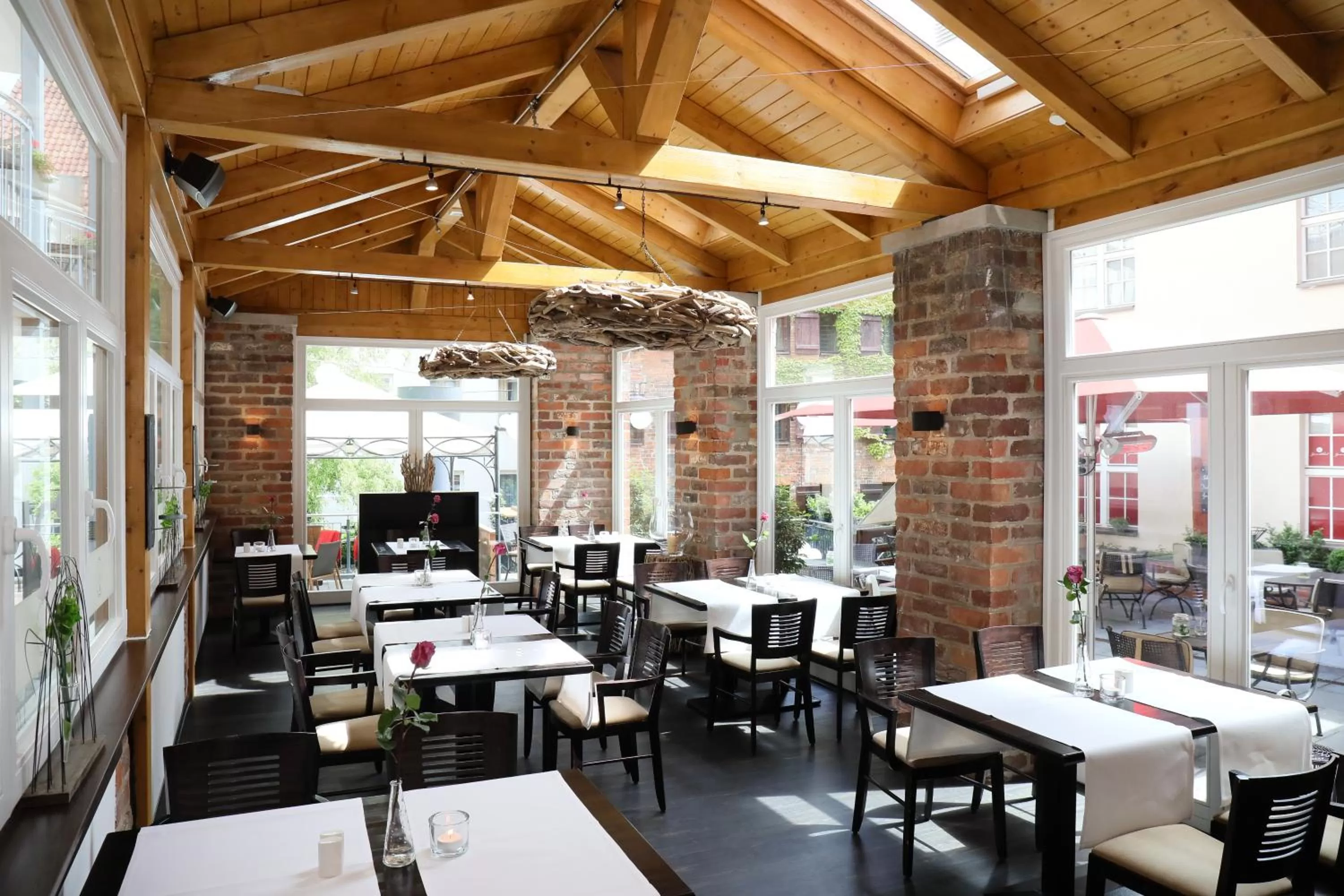 Restaurant/places to eat in Romantik Hotel Scheelehof Stralsund