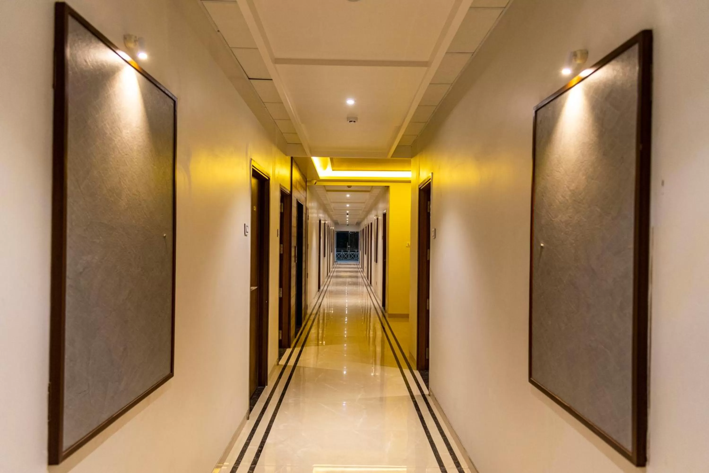 Lobby or reception in Hotel Pratham