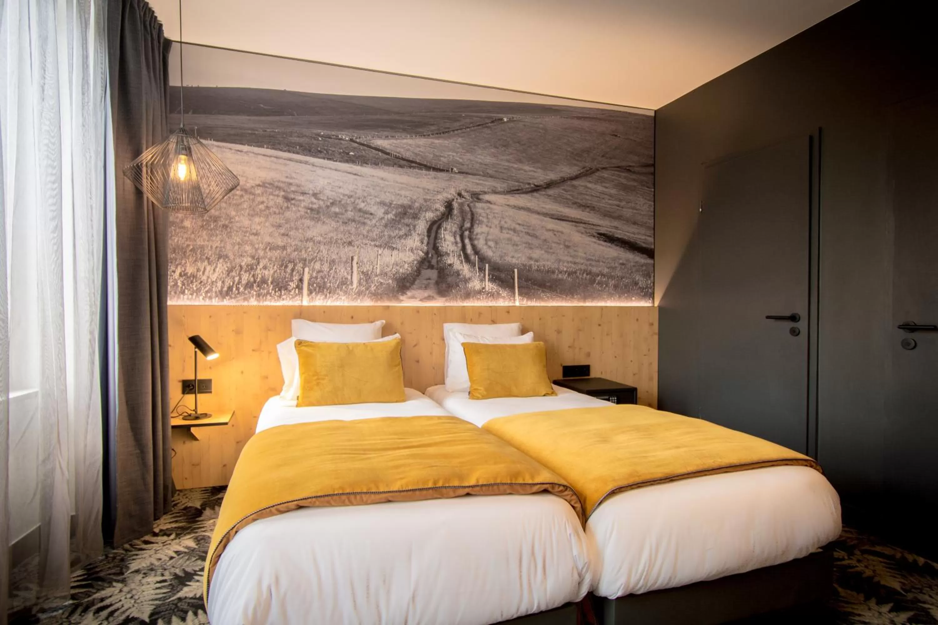 Bed in L' Hôtel & Spa Ribeauville- Haut-Koenigsbourg