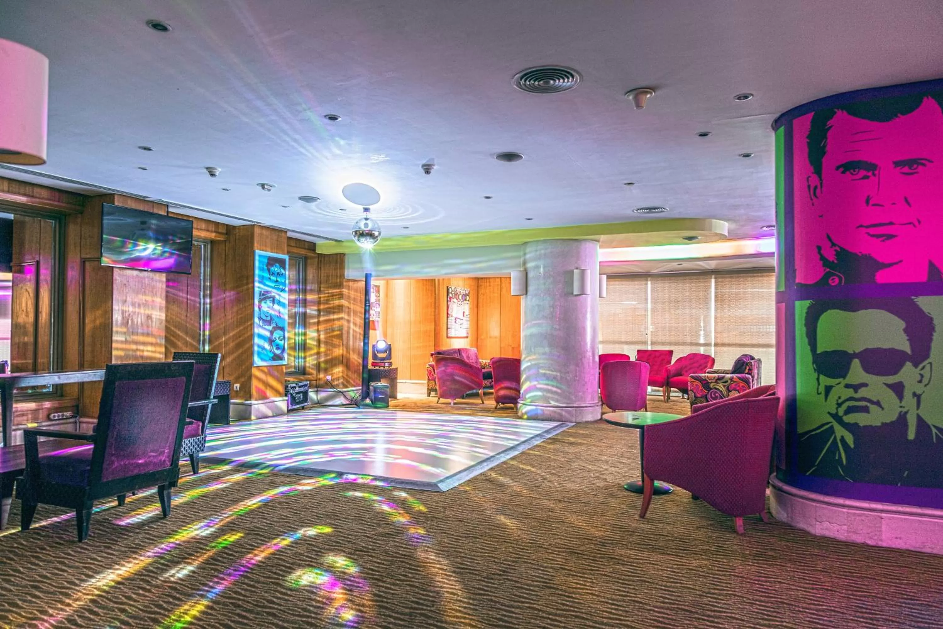 Lounge or bar in Holiday Inn Citystars by IHG