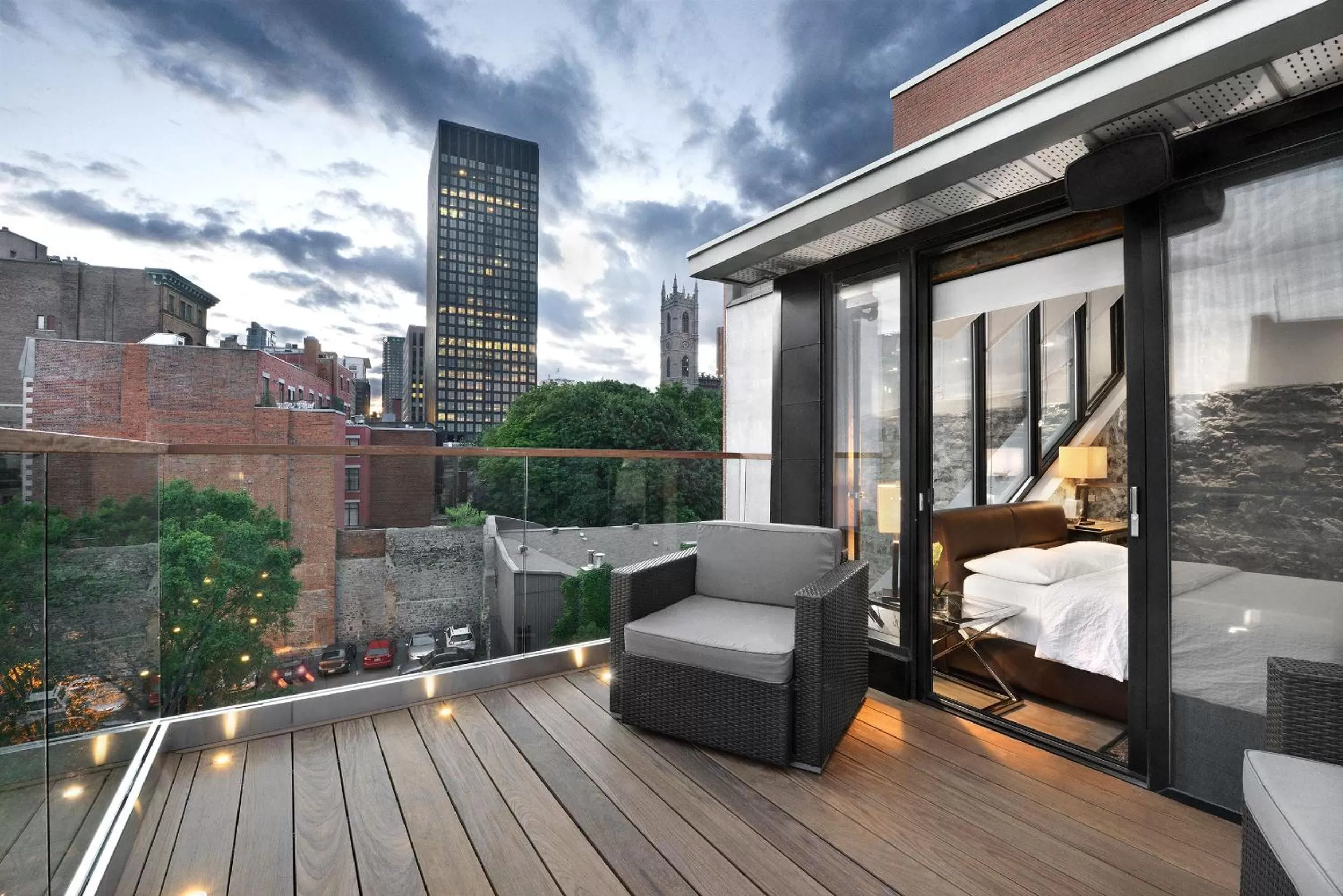 Balcony/Terrace in Hotel Épik Montréal