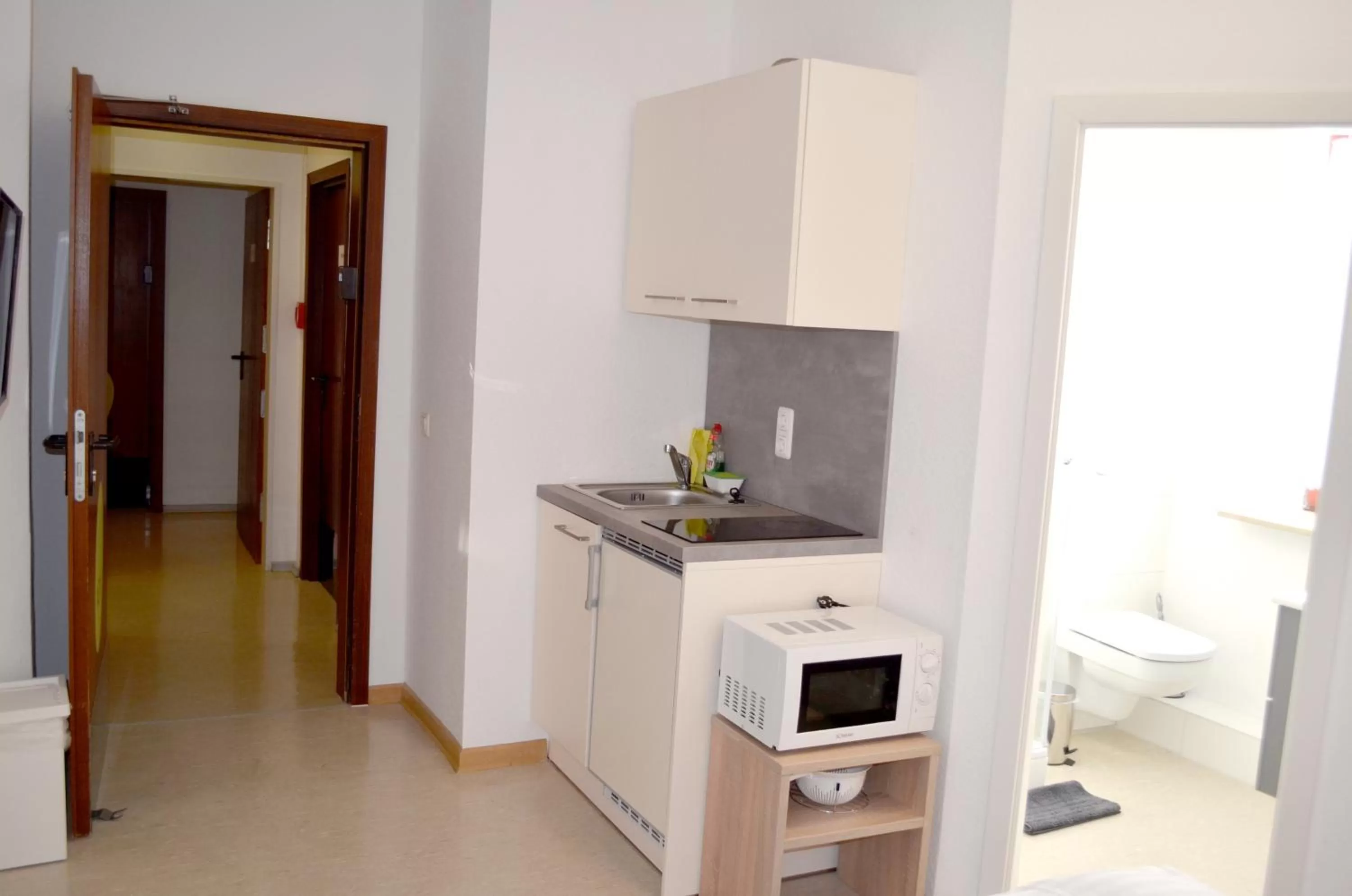 Kitchen or kitchenette, Kitchen/Kitchenette in Hana Aparthotel