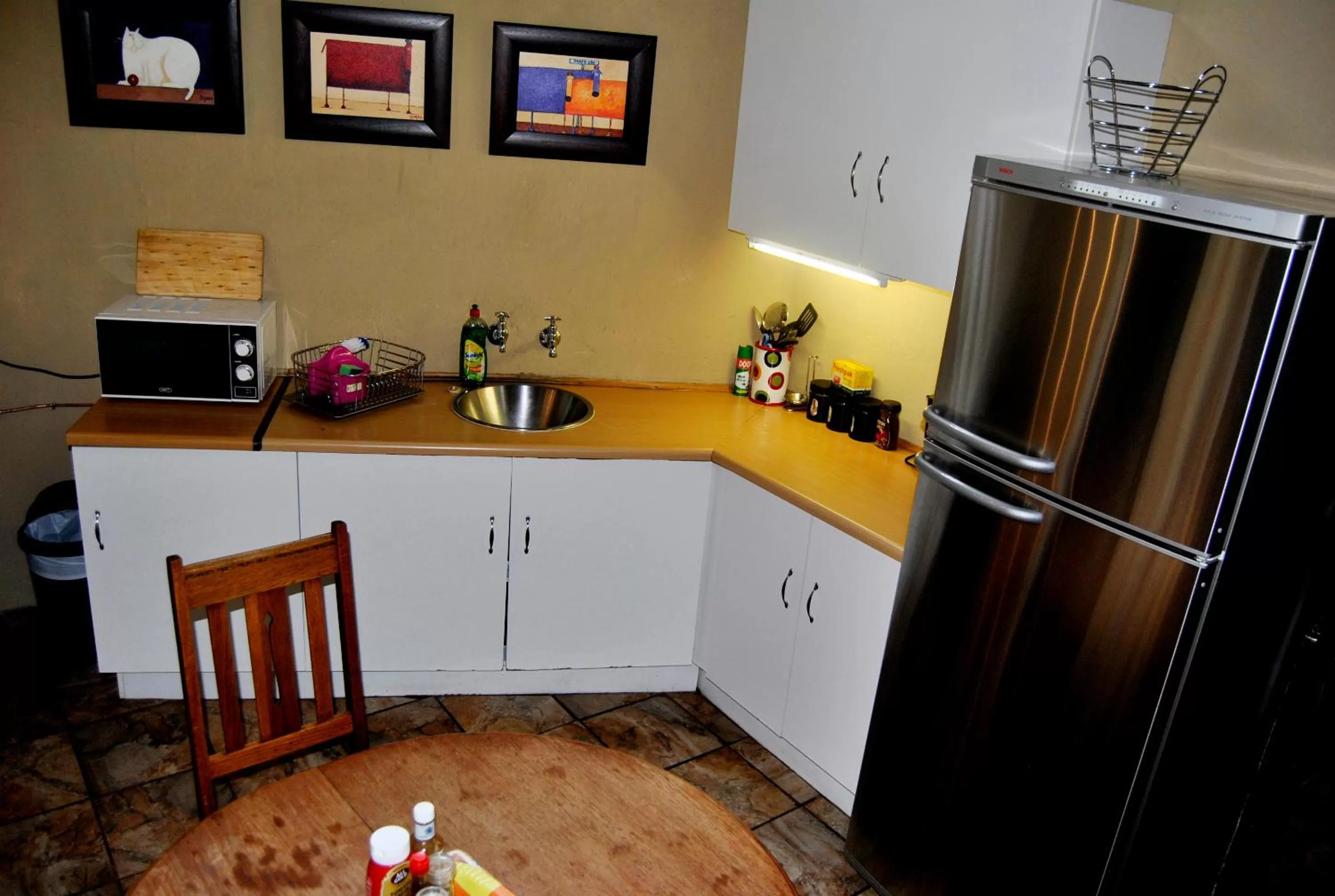 Coffee/tea facilities, Kitchen/Kitchenette in Birch Tree Cottage