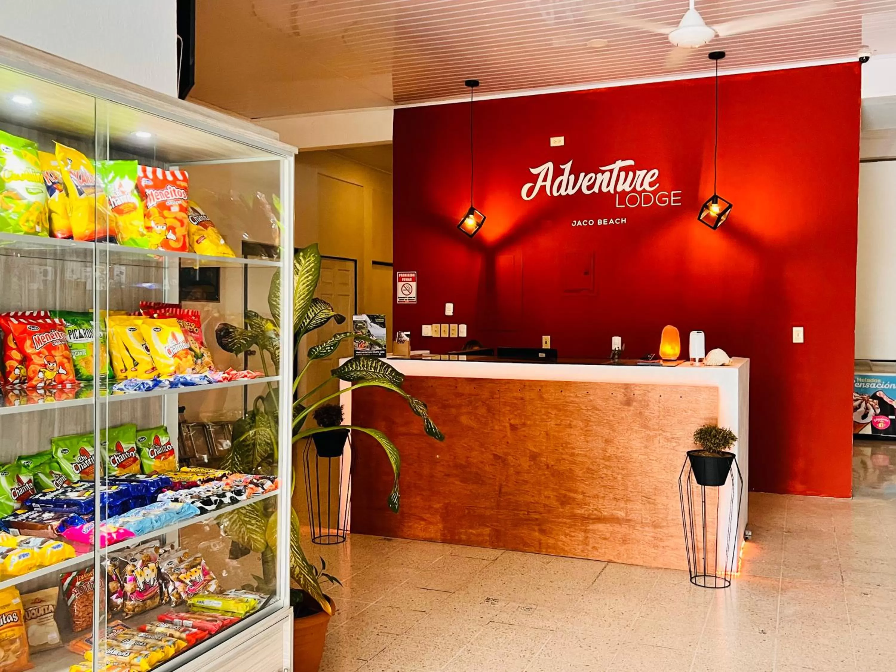 Restaurant/places to eat in Hotel Adventure Lodge