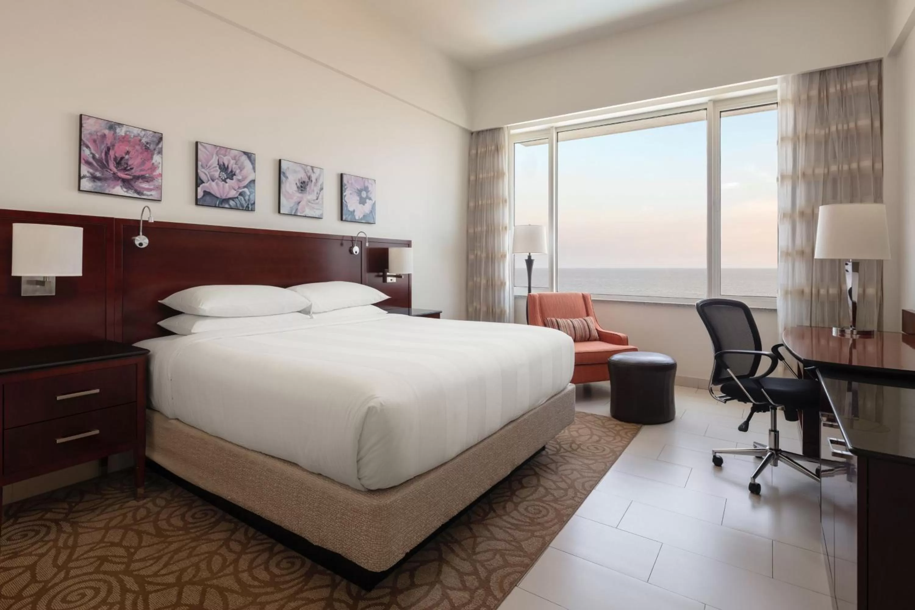 Photo of the whole room, Bed in Guyana Marriott Hotel Georgetown