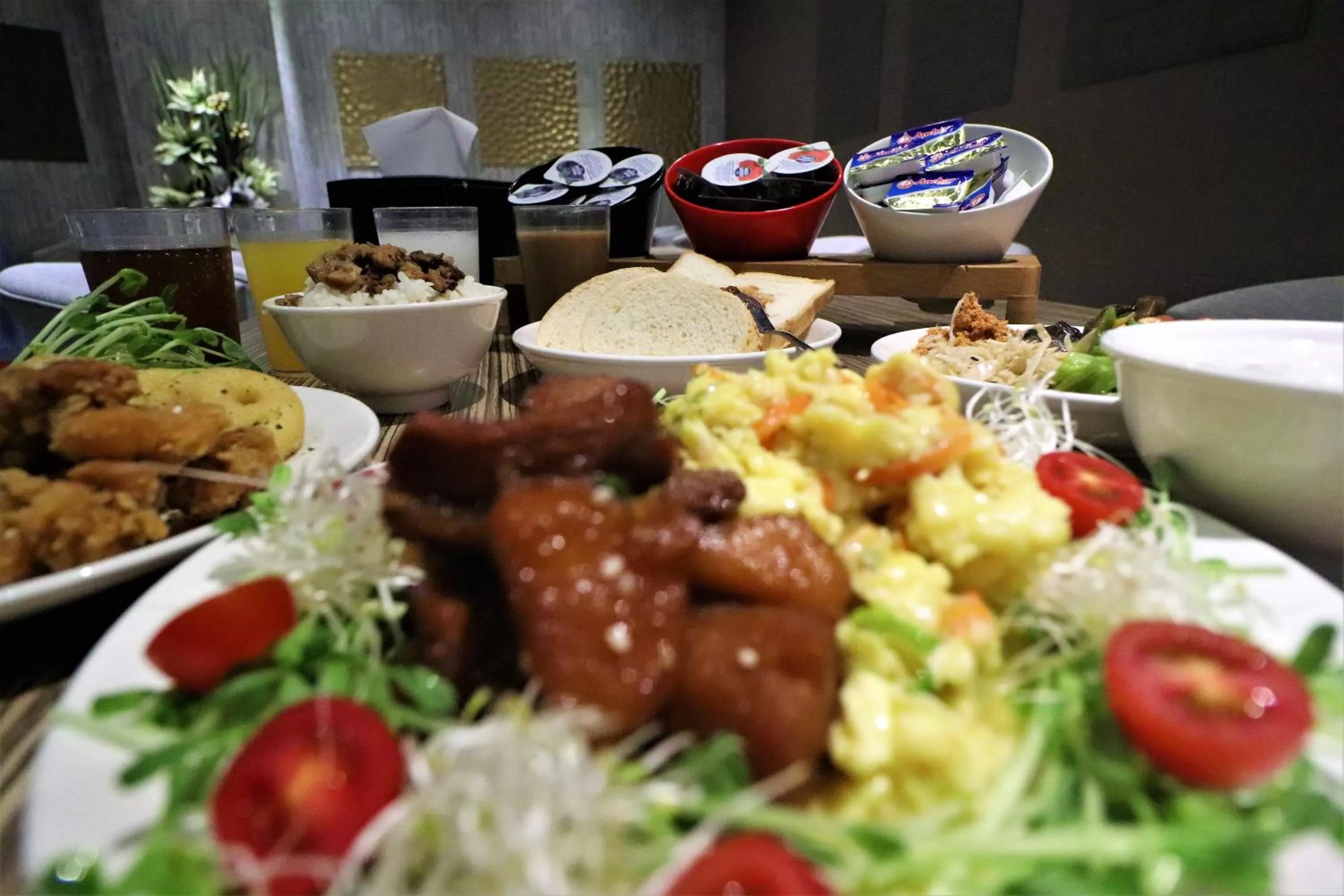 Breakfast in J-HOTEL