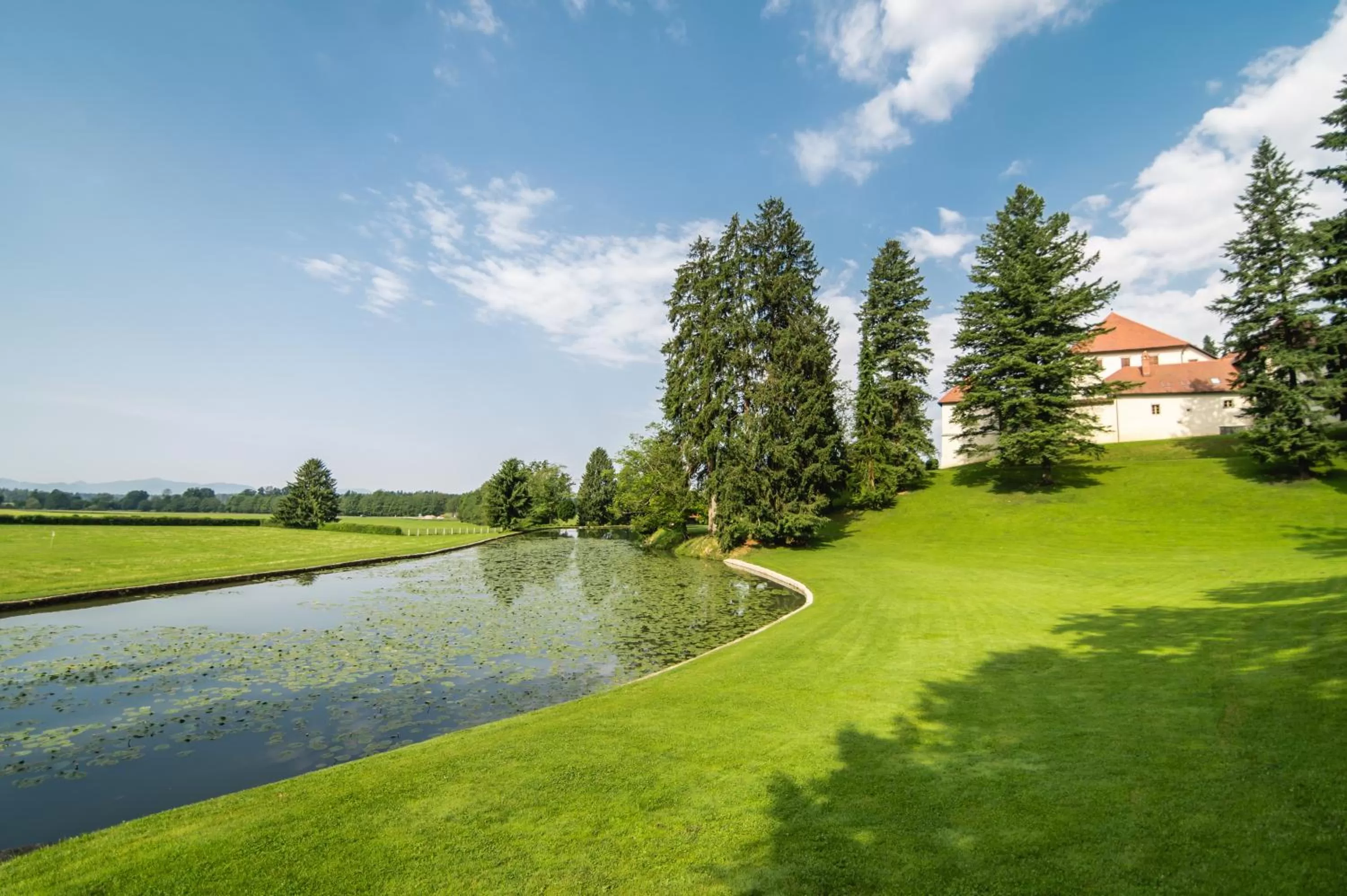 Natural landscape, Garden in Grad Strmol