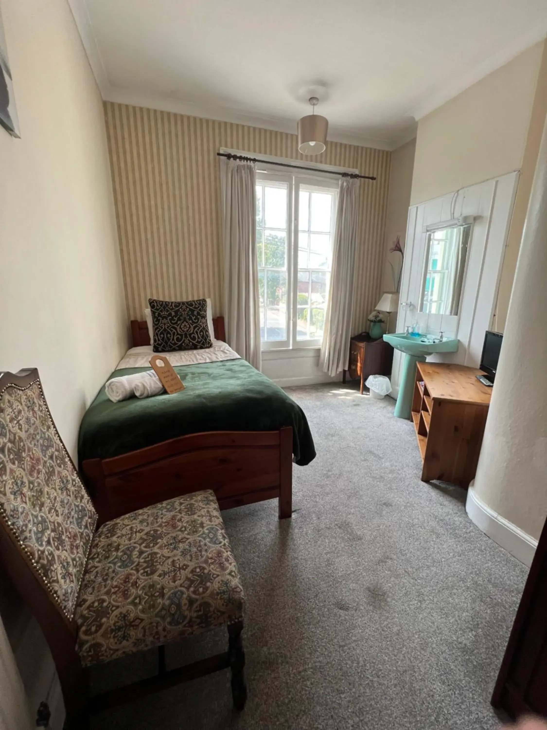 Standard Single Room with external private bathroom in Georgian House Hotel Standard Single Room with external private bathroom in Georgian House Hotel