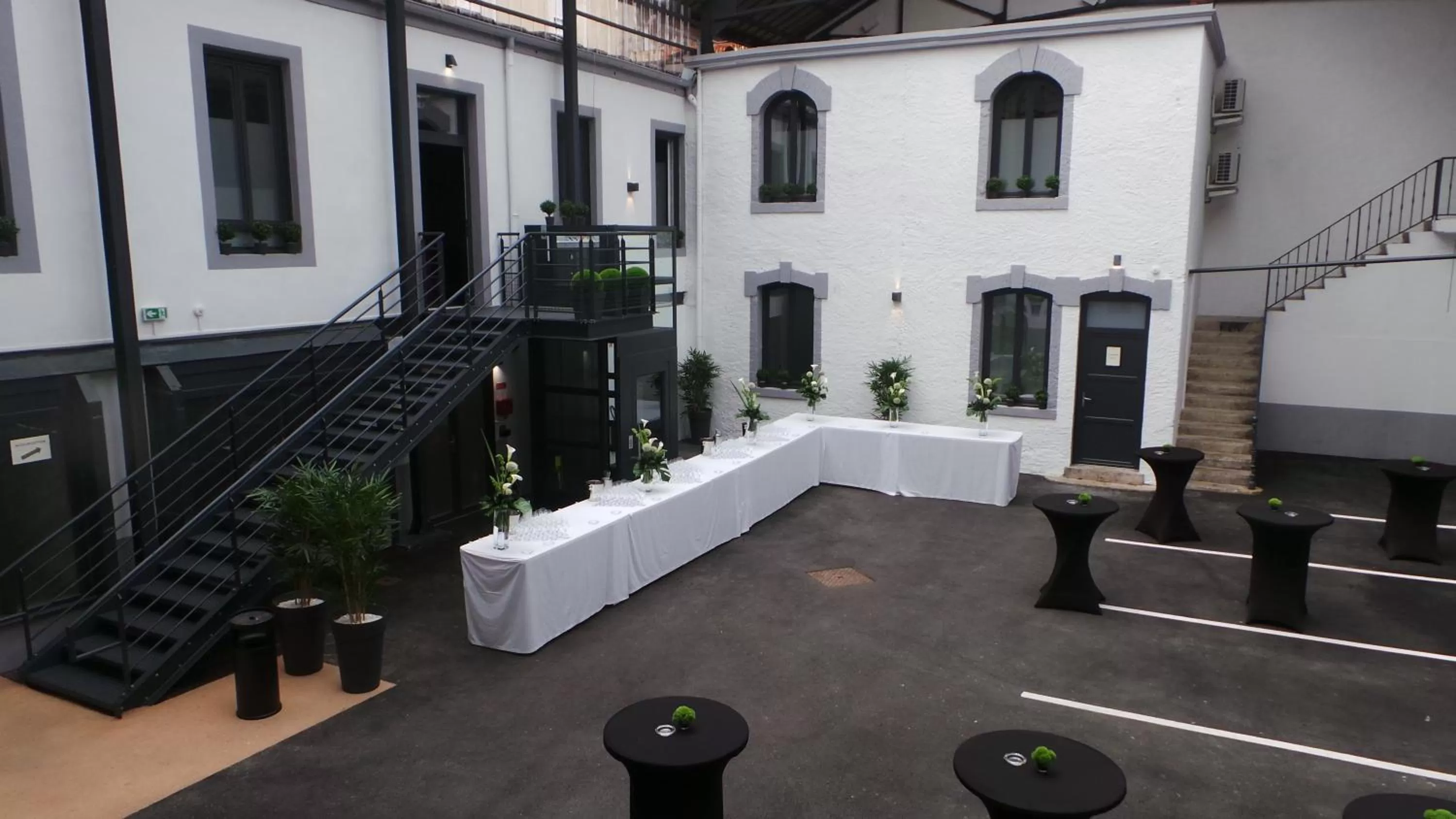 Banquet/Function facilities in Nouvel Hôtel & Appartements