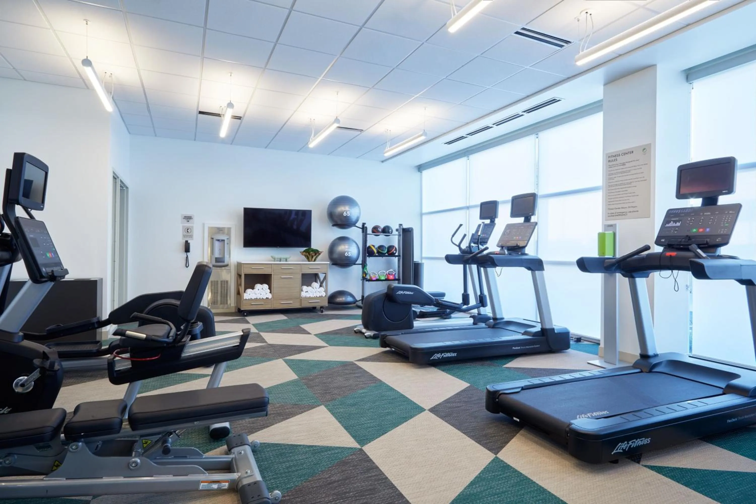 Fitness centre/facilities in Element Irvine
