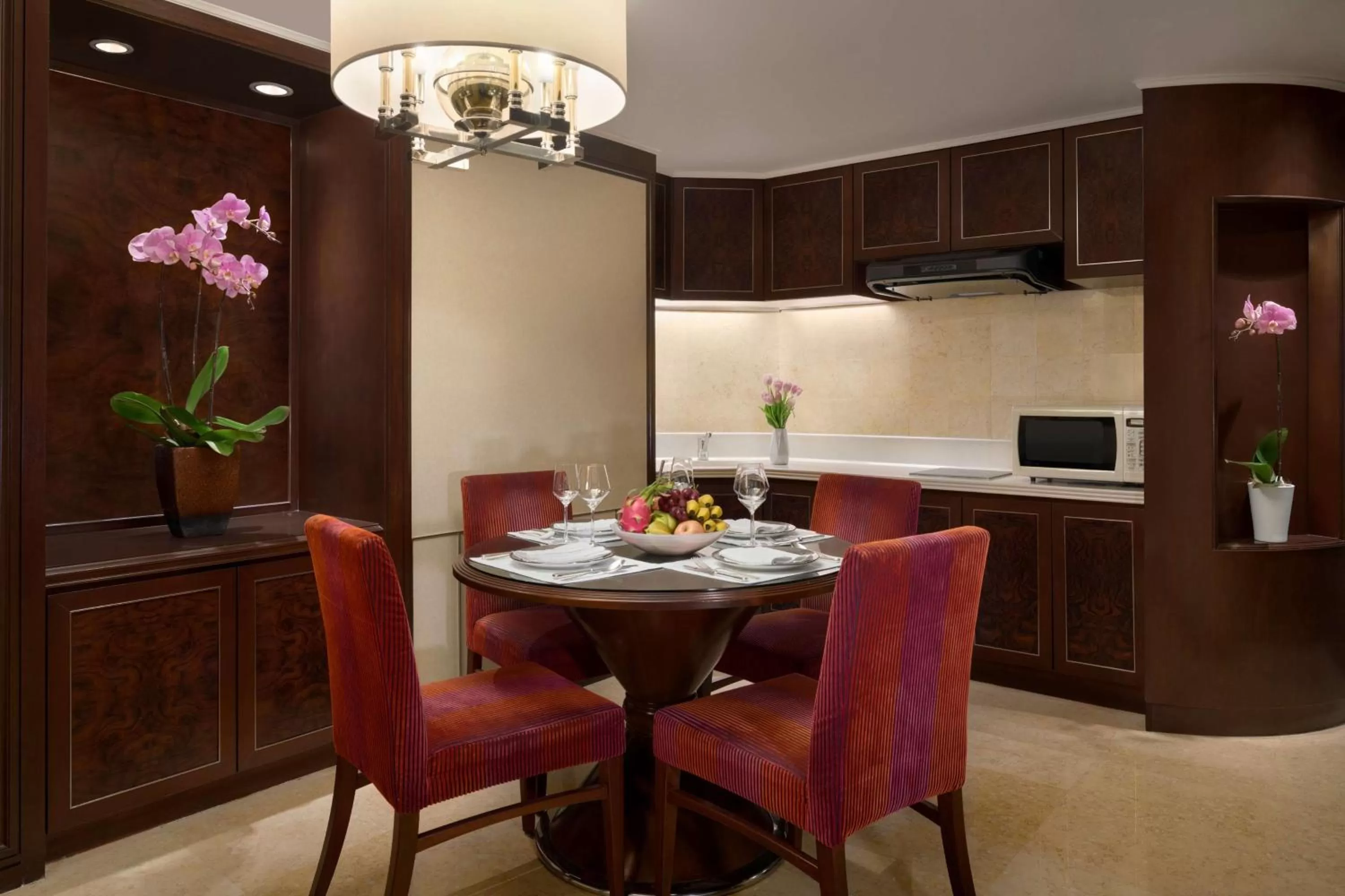 Photo of the whole room in Shangri-La Kuala Lumpur