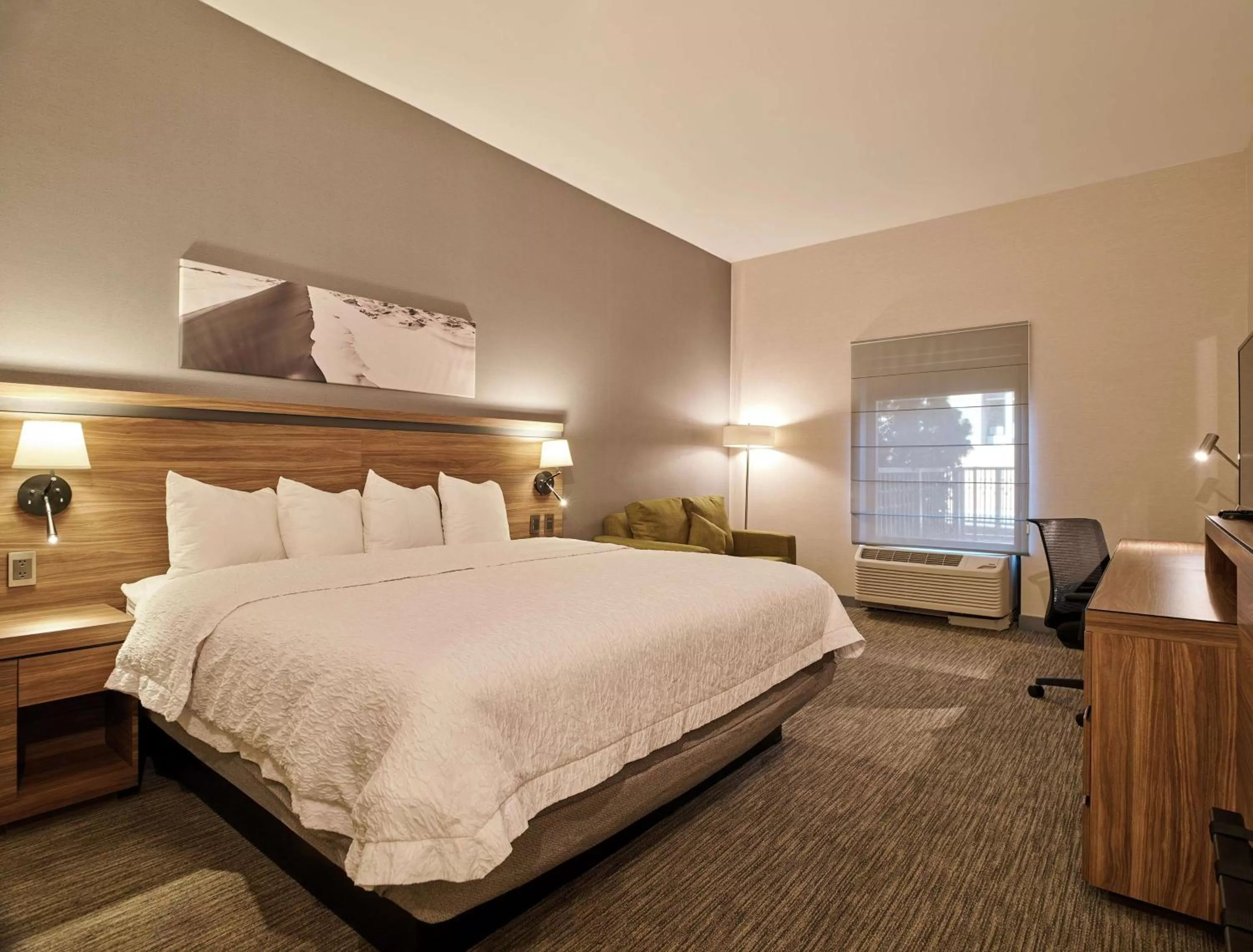 Bedroom, Bed in Hampton Inn Ciudad Juarez