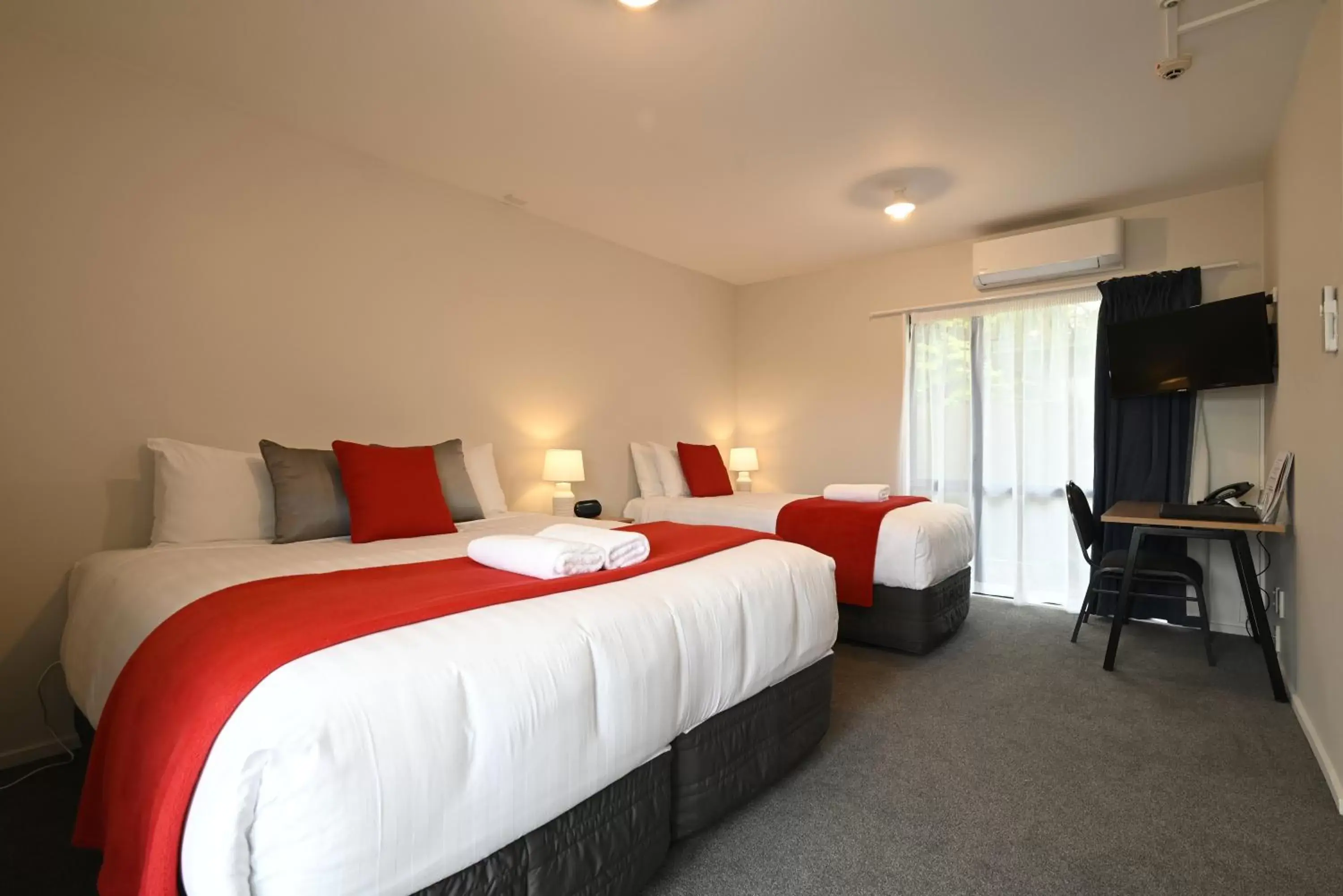Queen Studio - Disability Access in Riccarton Mall Motel Queen Studio - Disability Access in Riccarton Mall Motel