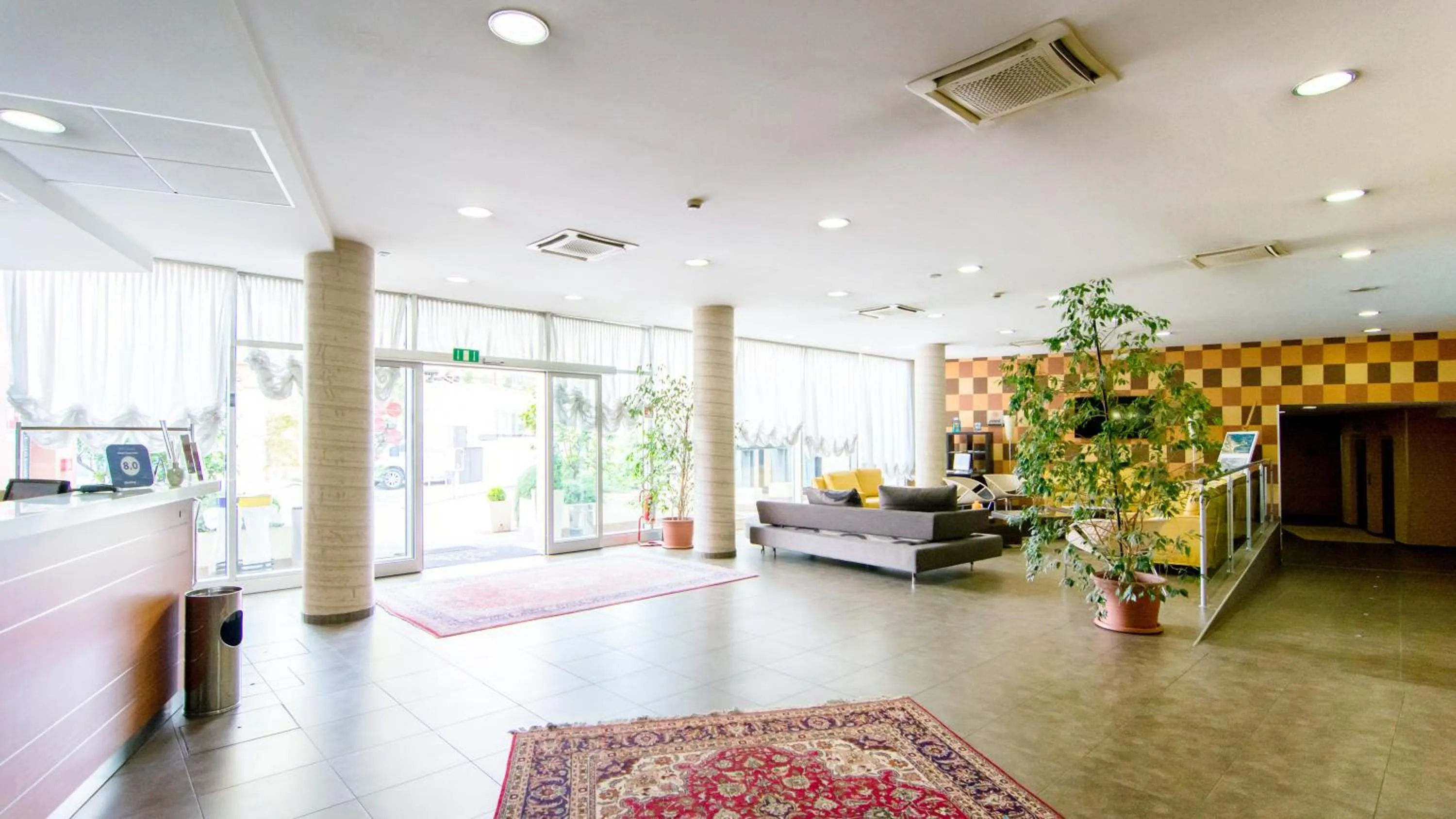 Day in Hotel Concorde