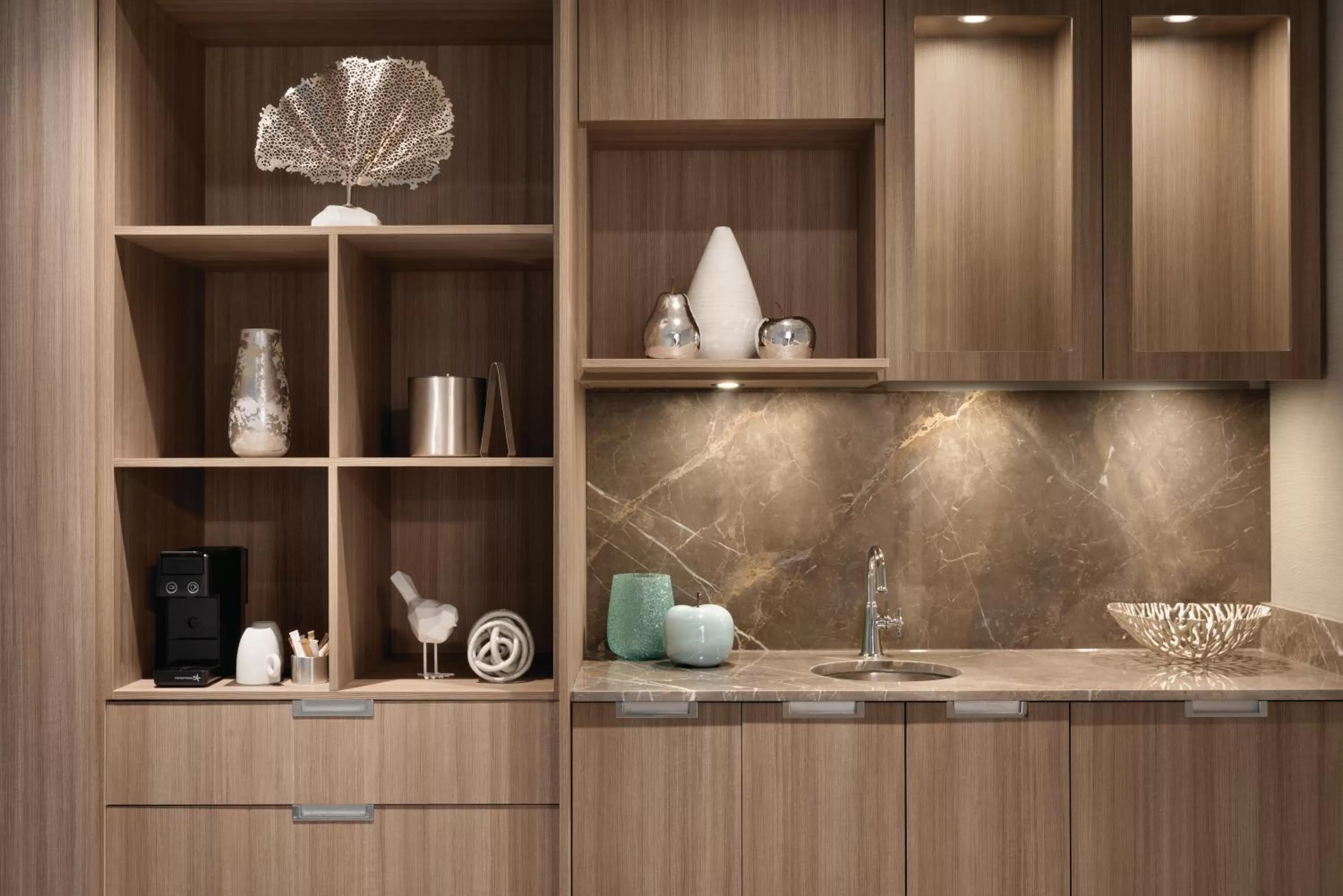 Seaside Hotel North Vancouver