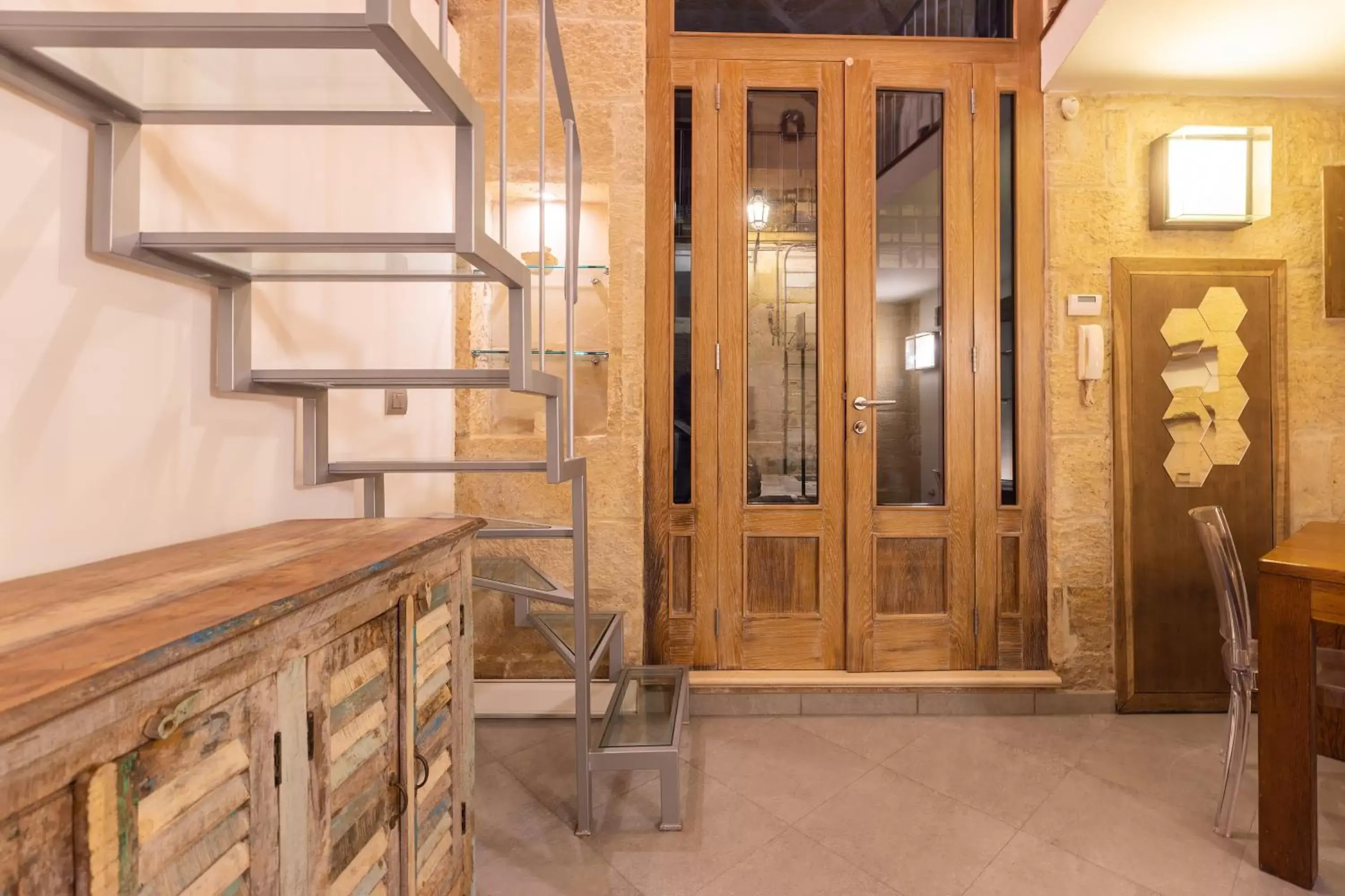 Deluxe Double Room in Espezia Deluxe Double Room in Espezia