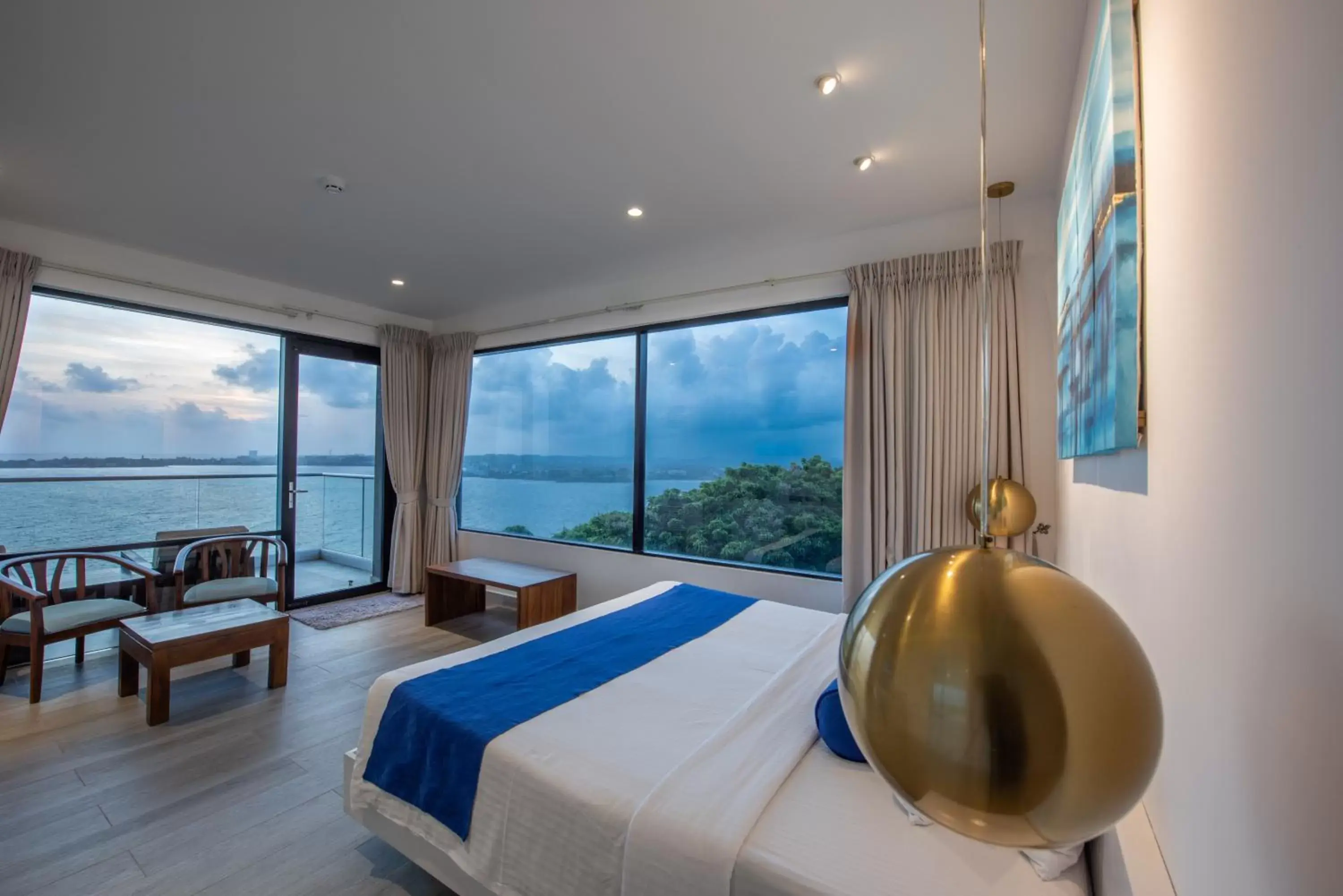 Deluxe Double Room with Panoramic View in Agnus Unawatuna Deluxe Double Room with Panoramic View in Agnus Unawatuna