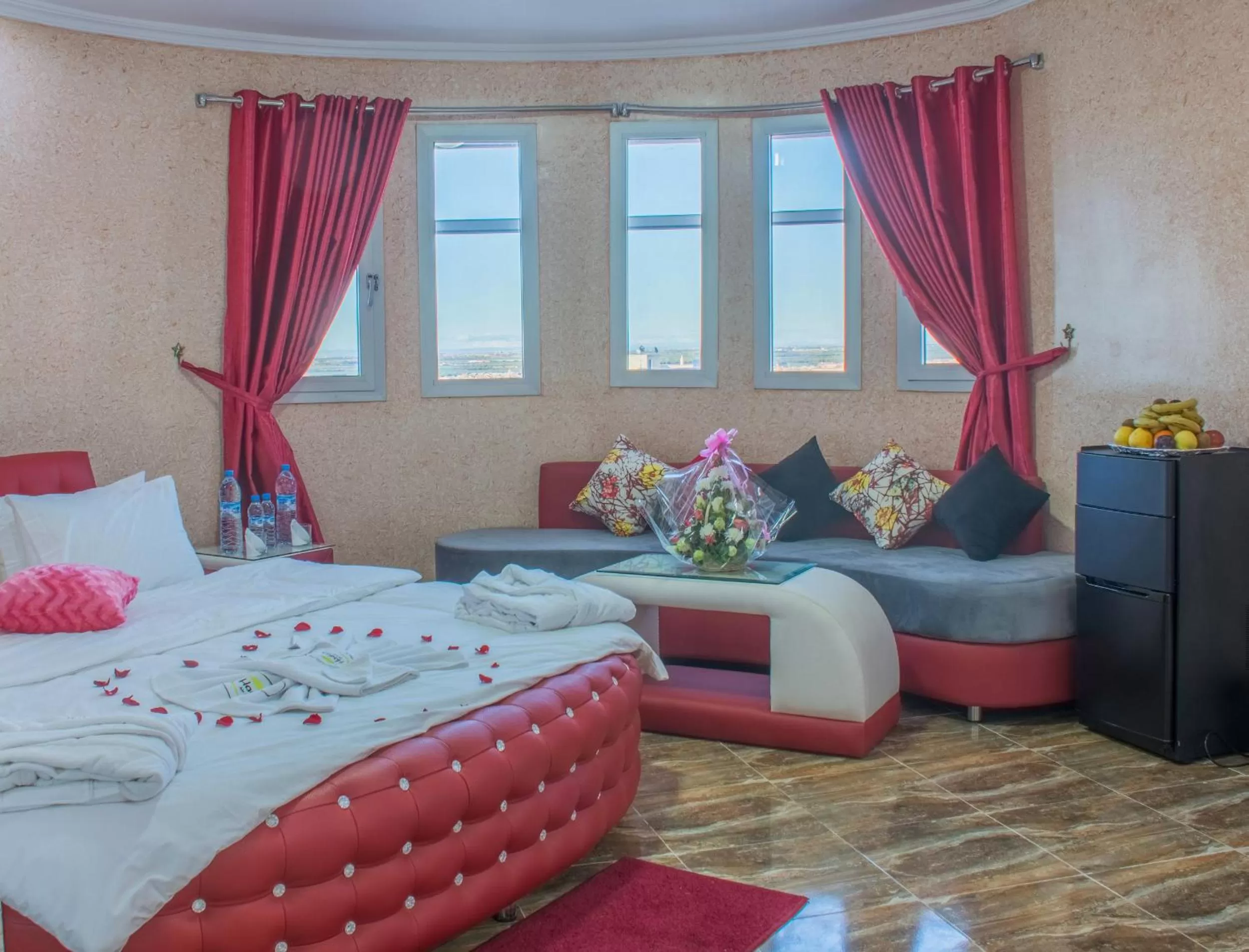 Hôtel Hadaik Ain Asserdoune