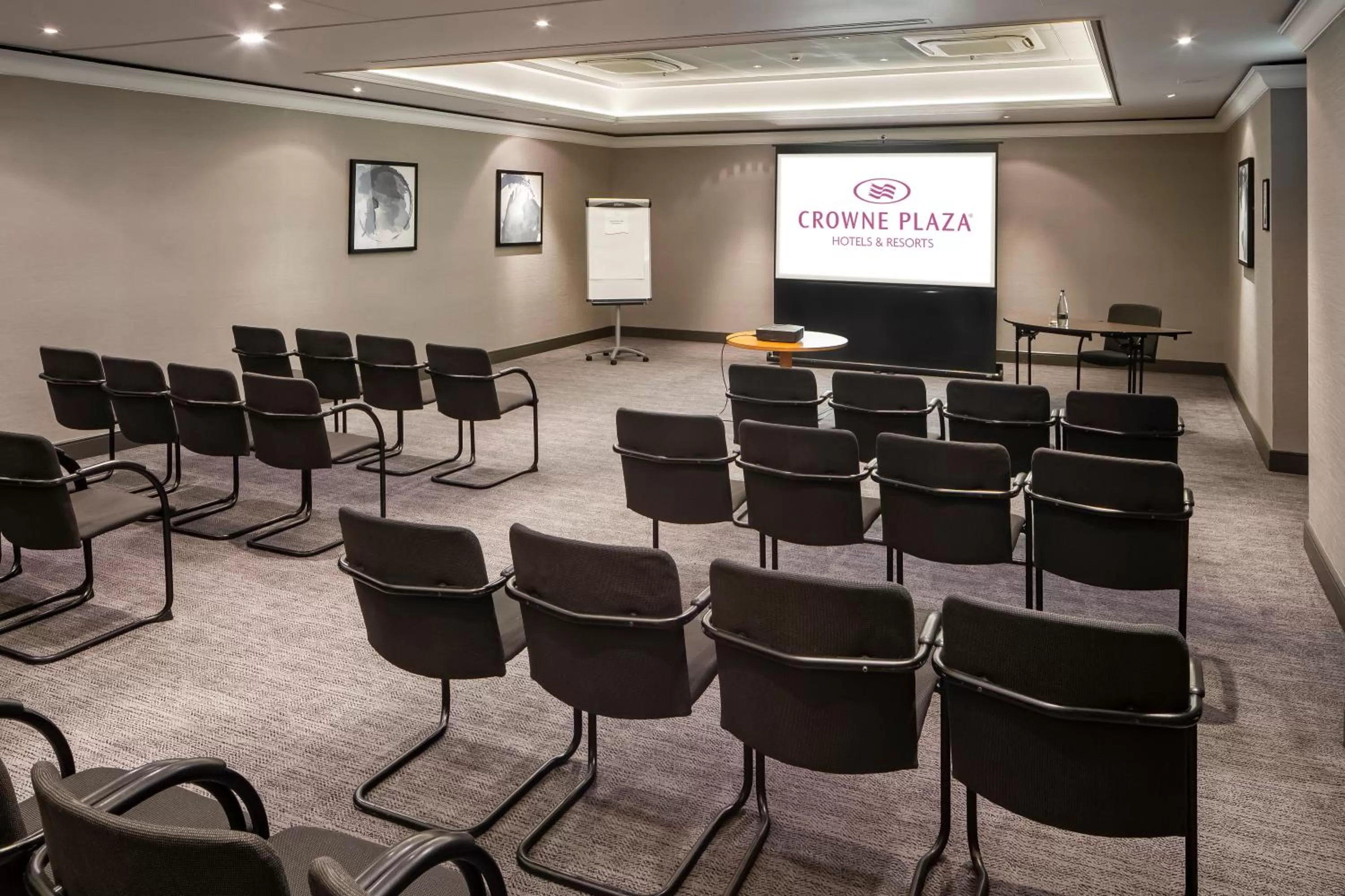 Meeting/conference room in Crowne Plaza Harrogate by IHG
