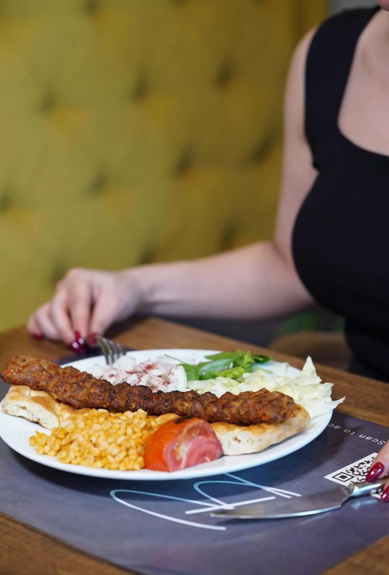 Food and drinks in Homey AirPort Hotel