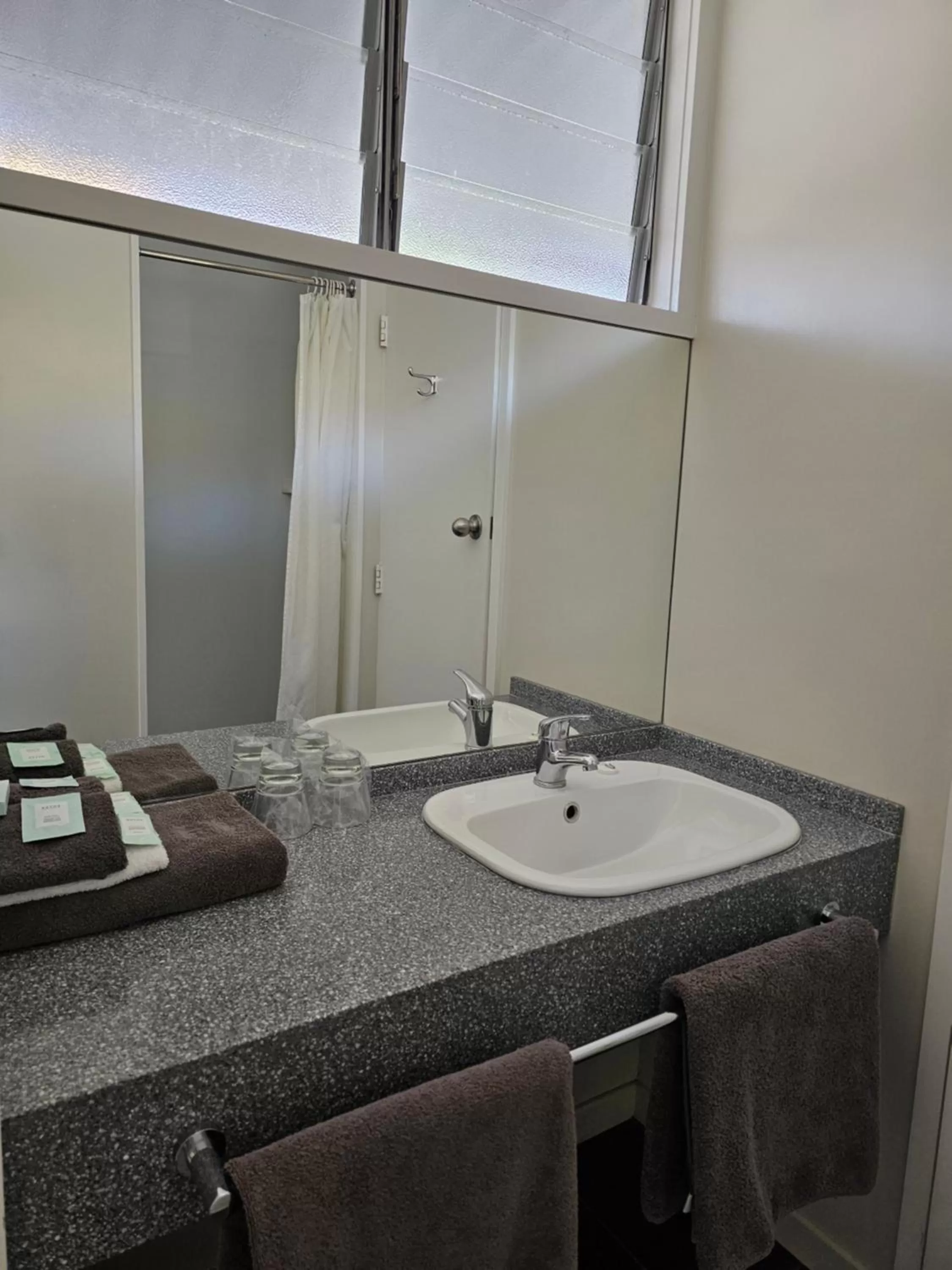 Bathroom in The Avenue