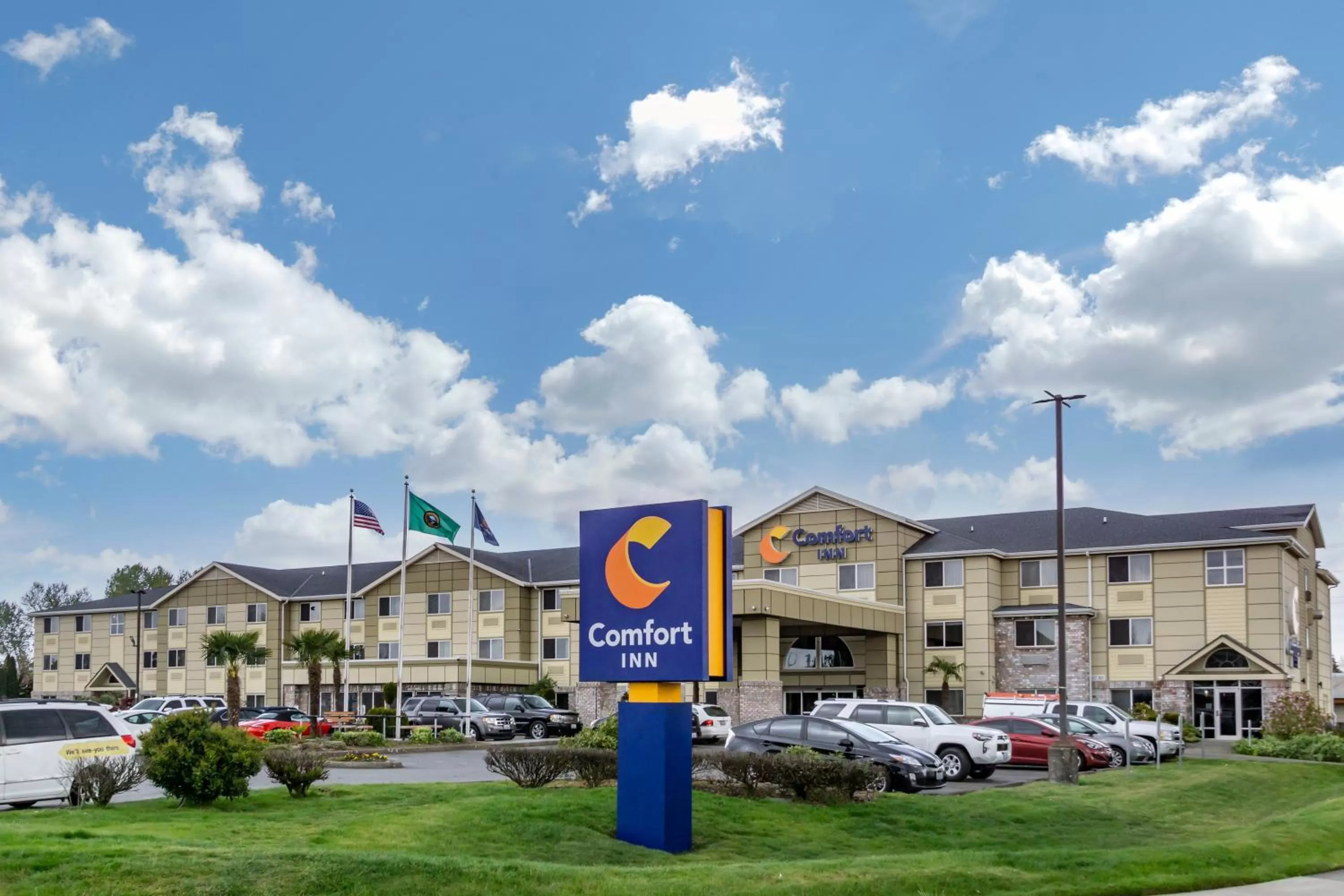 Property building in Comfort Inn Kent - Seattle