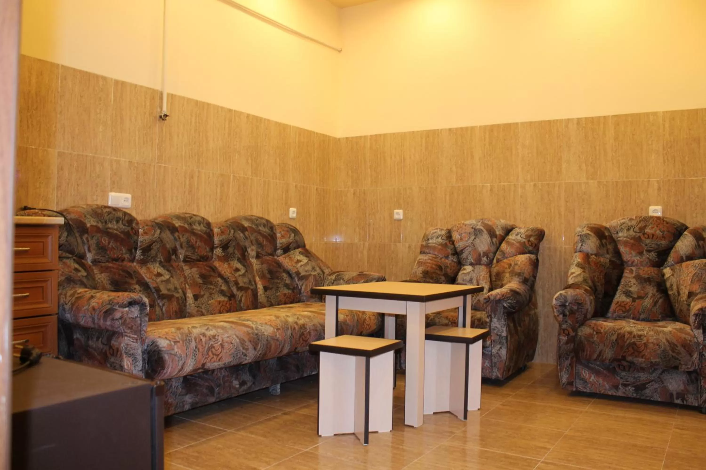 Seating Area in Hotel For You