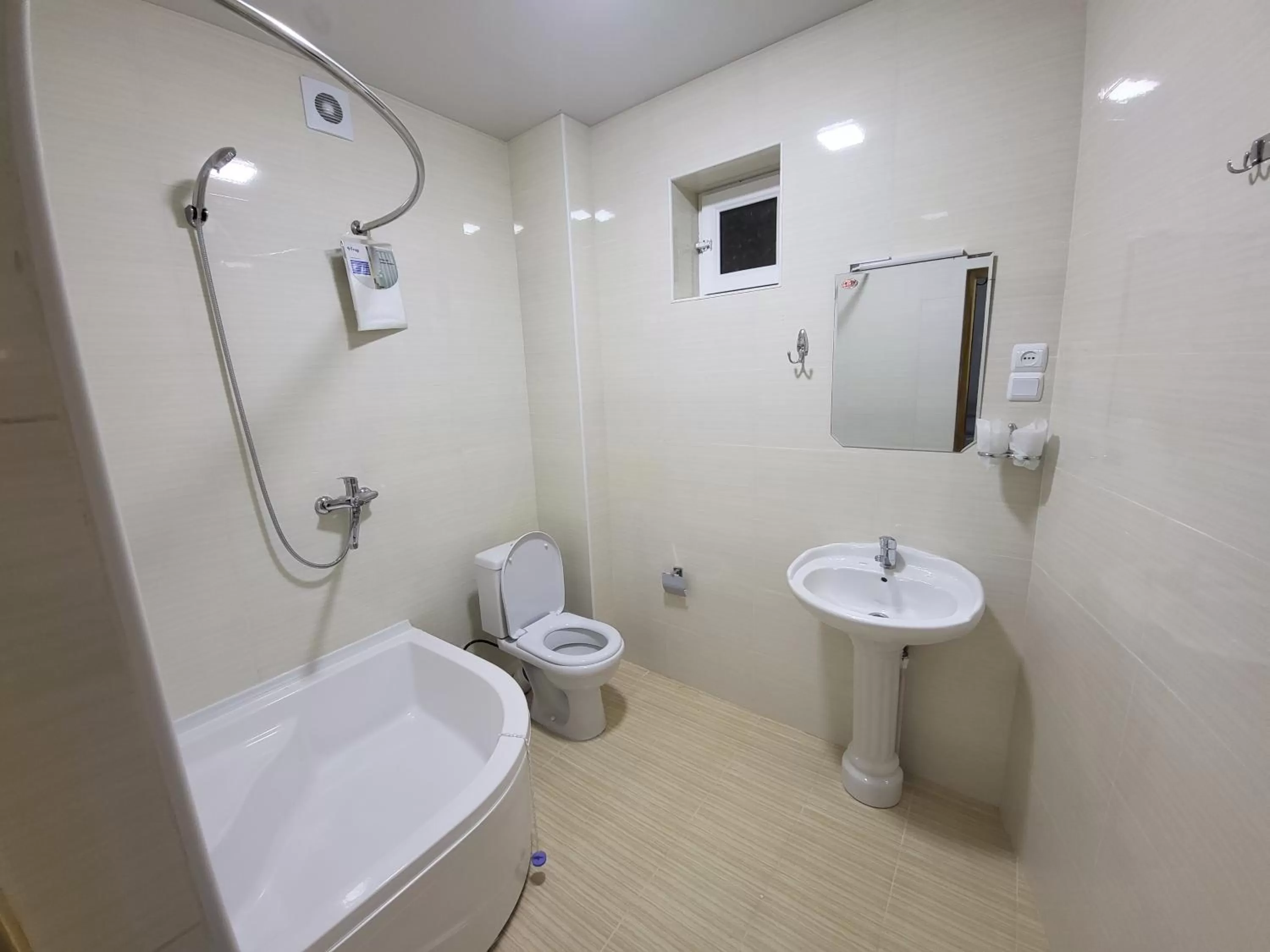 Toilet, Bathroom in Ulli Oy Hotel & Terasse