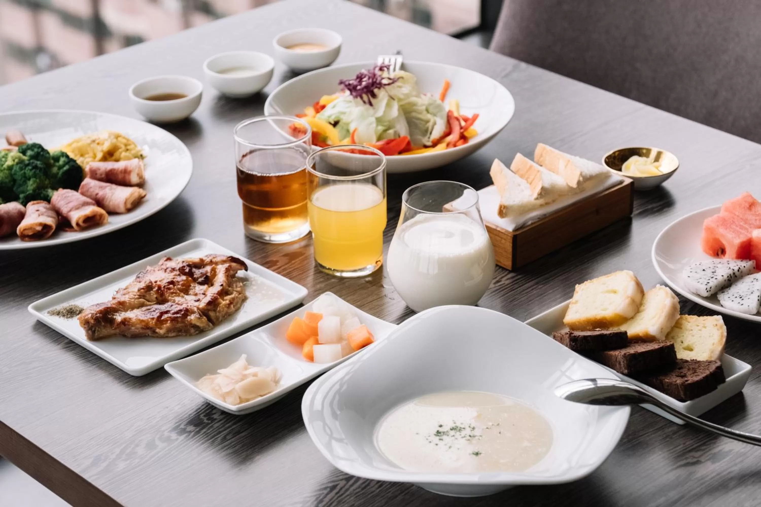 Buffet breakfast in Kloud Hotel