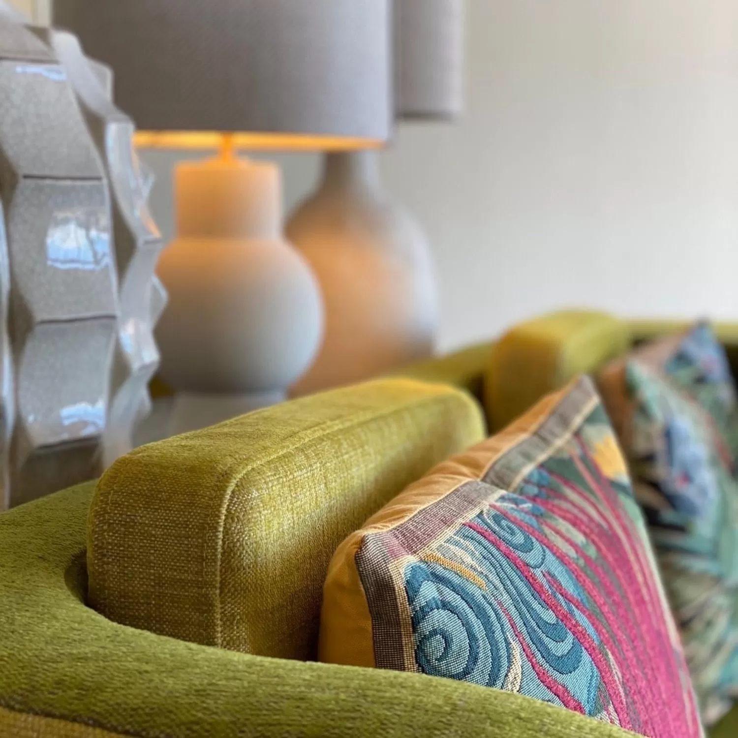 Living room in The Relais Cooden Beach and Spa