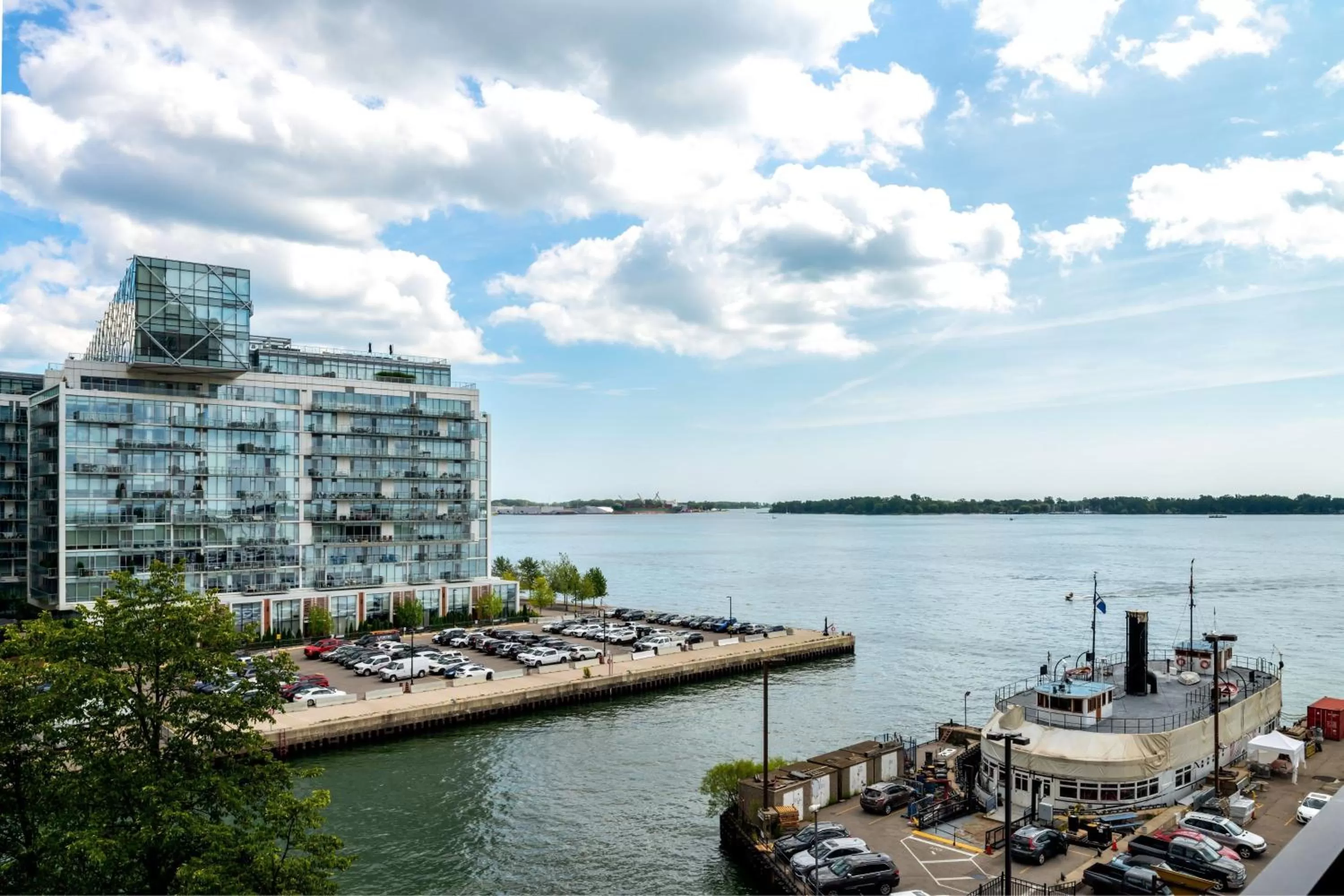 The Portlands Suite, 1 King, Lake View in The Westin Harbour Castle, Toronto