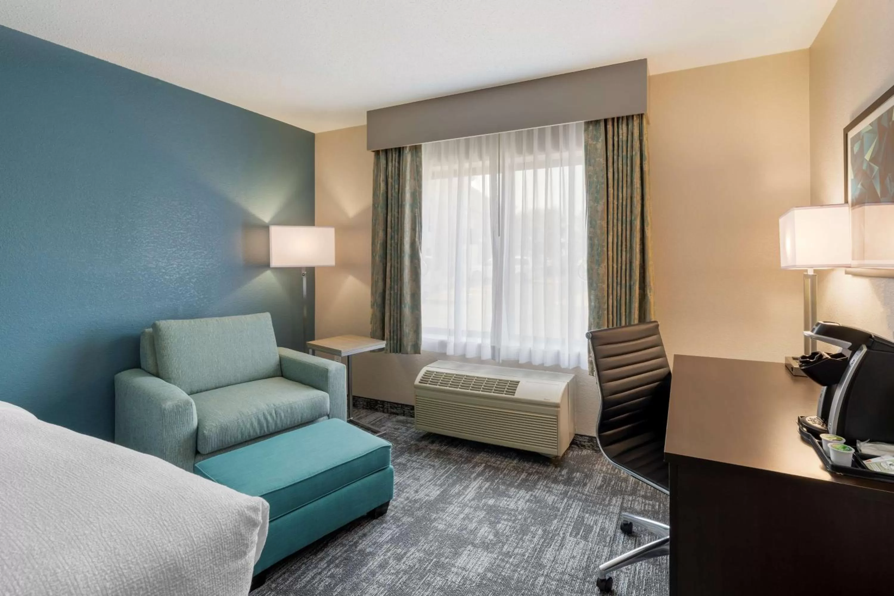 Bedroom, Bed in Best Western Watertown Inn & Suites