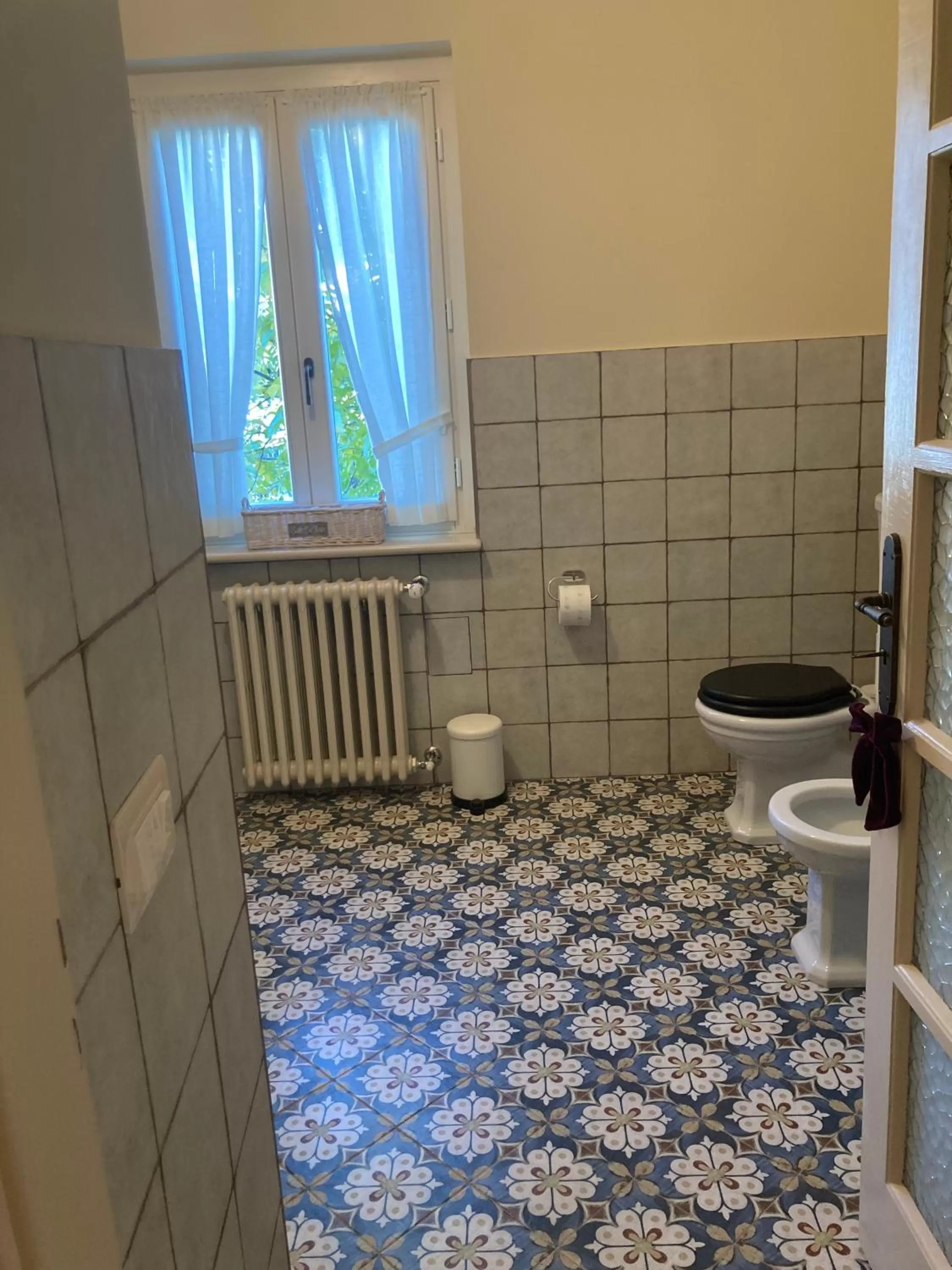 Bathroom in MANZONI37