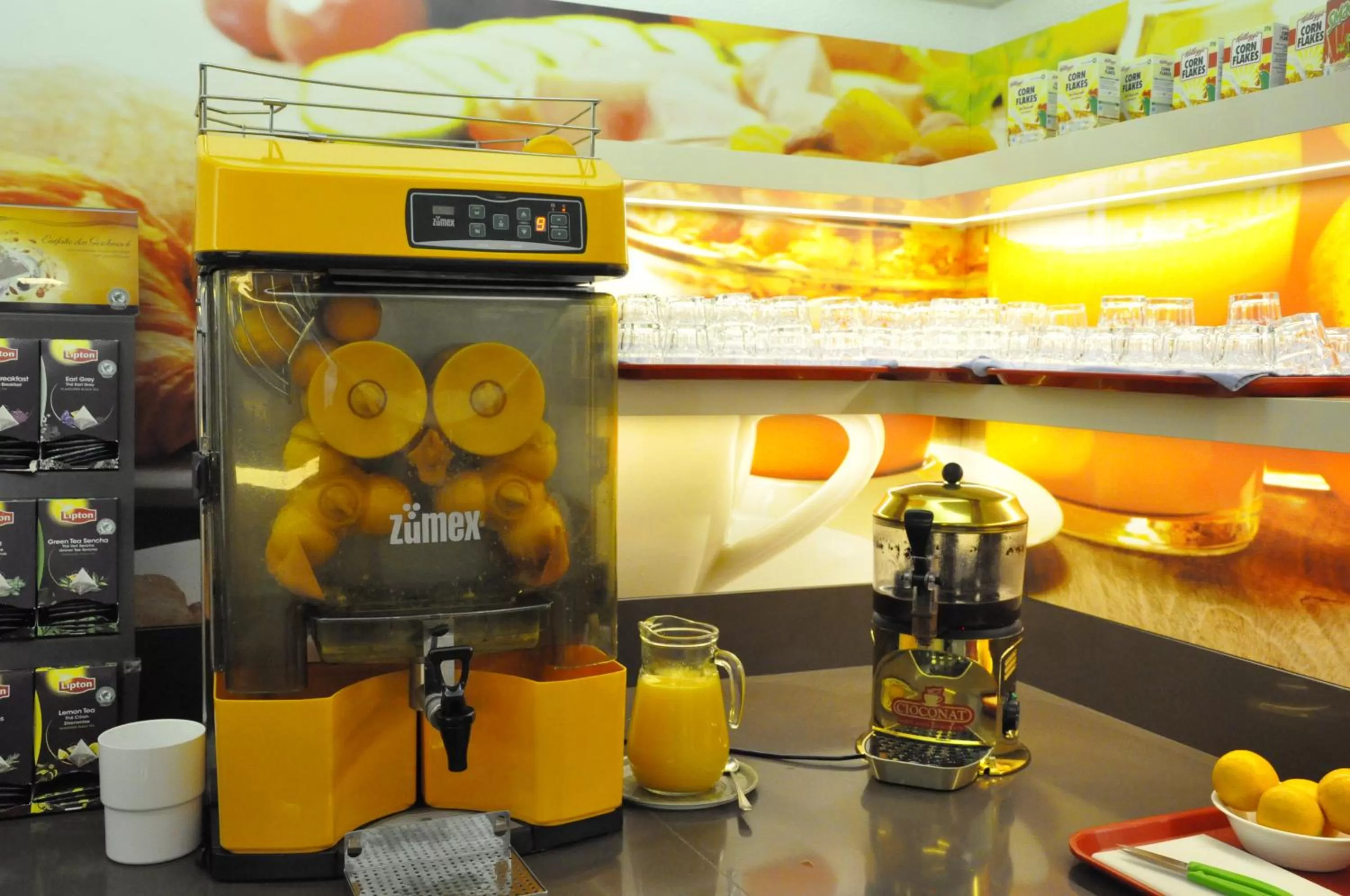 Food and drinks in Acquarello Swiss Quality Hotel