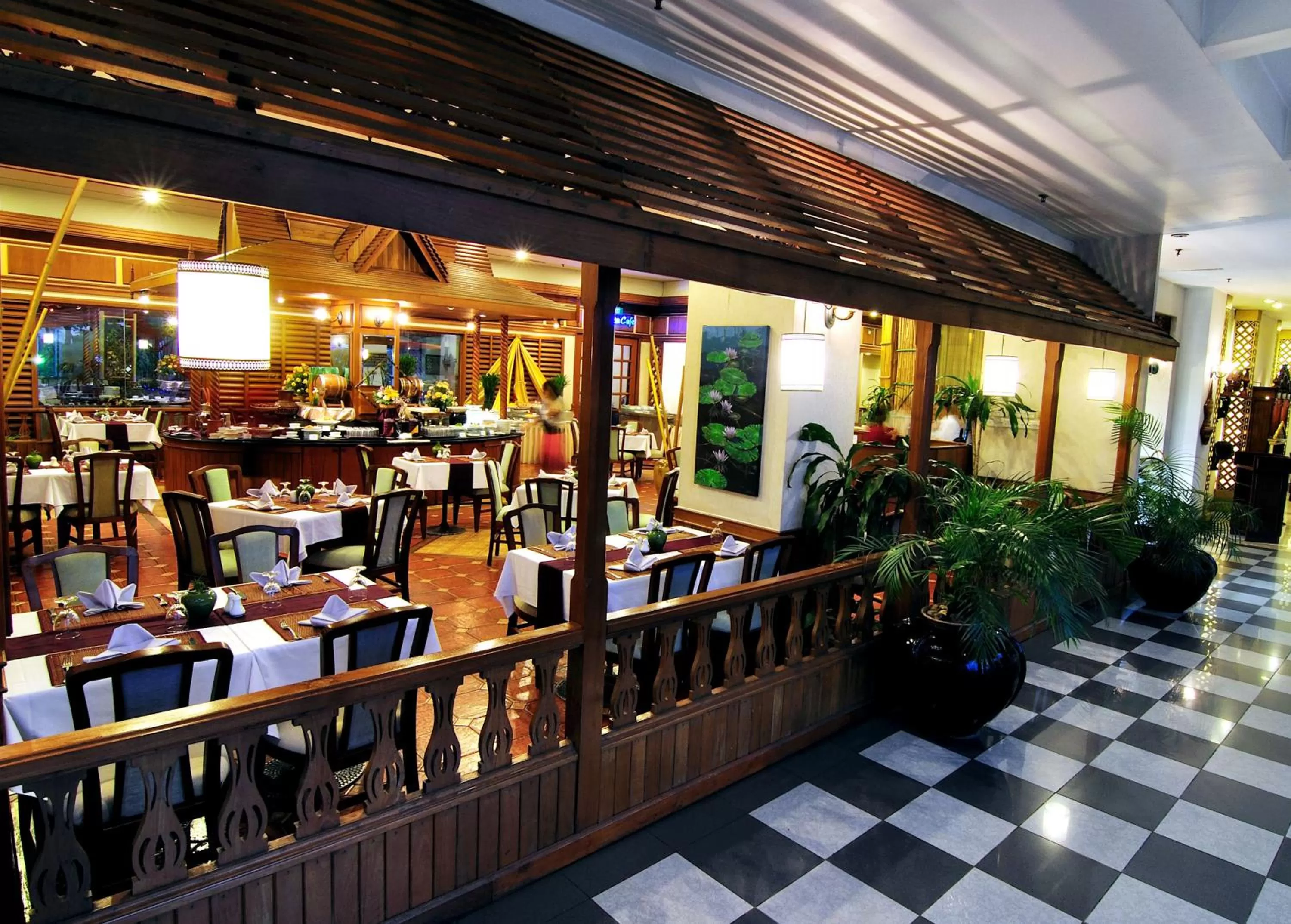 Restaurant/places to eat in Summit Parkview Yangon