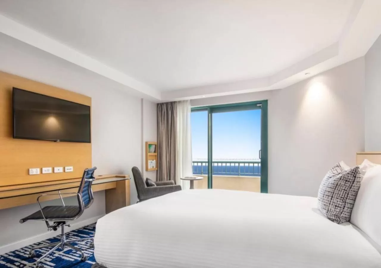 Bedroom, Bed in Crowne Plaza Sydney Coogee Beach by IHG