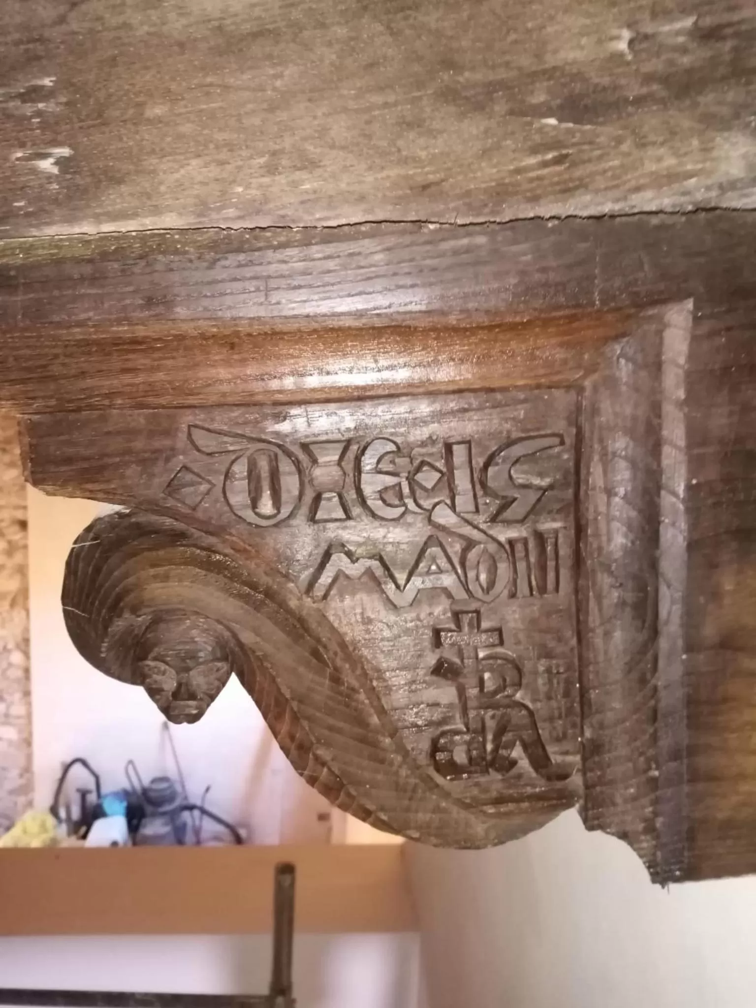 Decorative detail in Badia Giulia Prestigious Historical B&B, Camaiore - Adults Only - No Pets