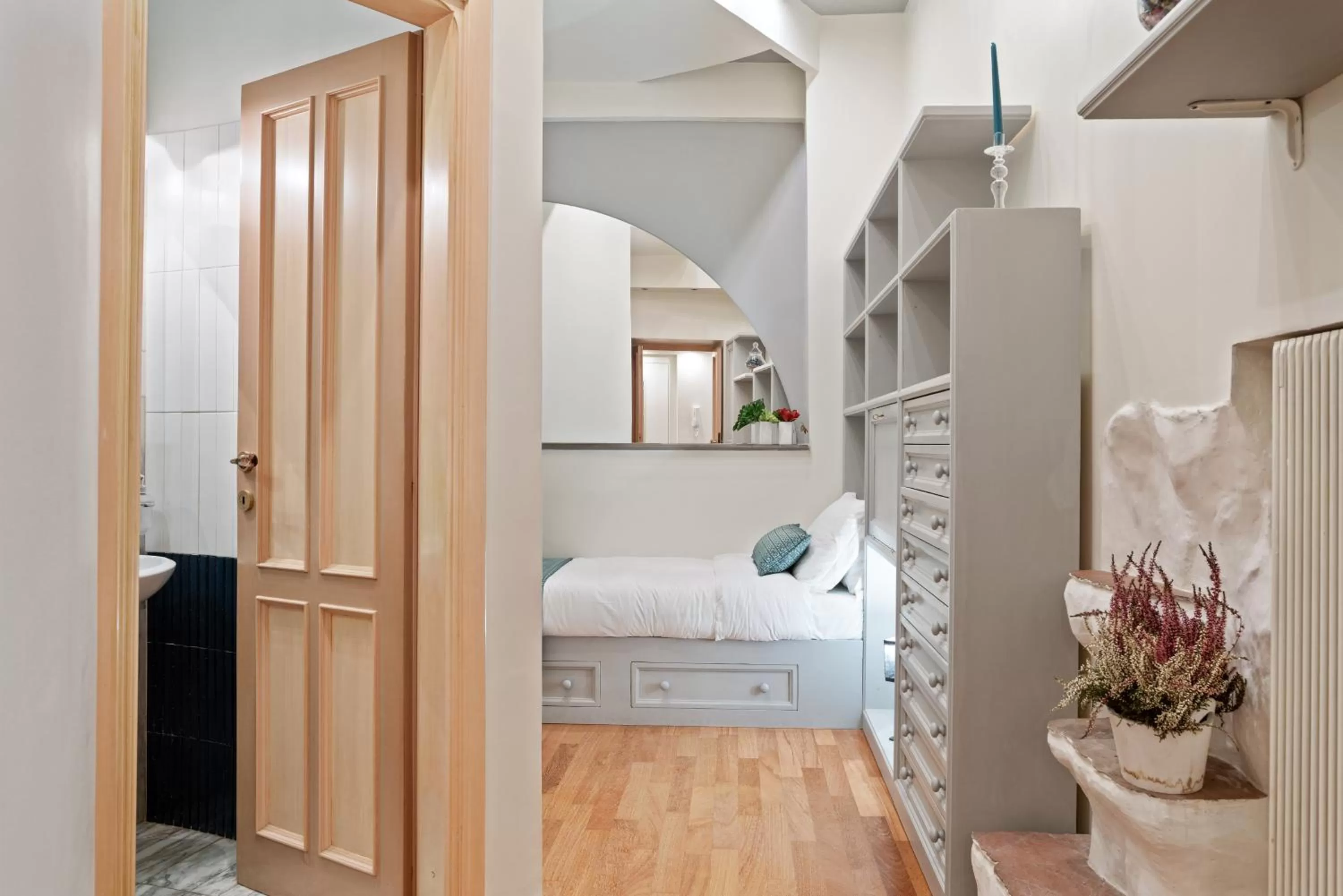 BMGA l ViaPaola43 Palace