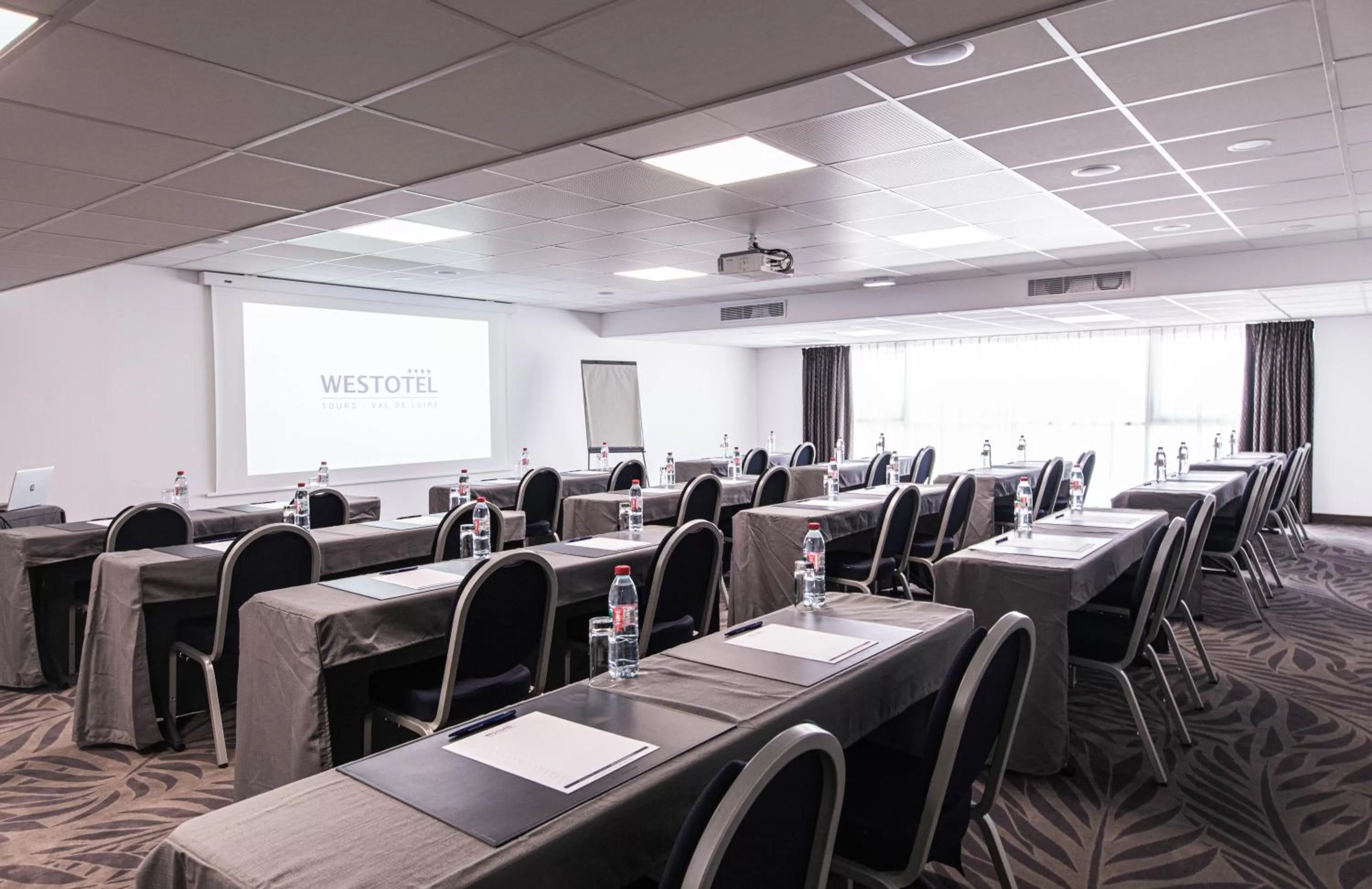 Meeting/conference room in Westotel Tours Val de Loire