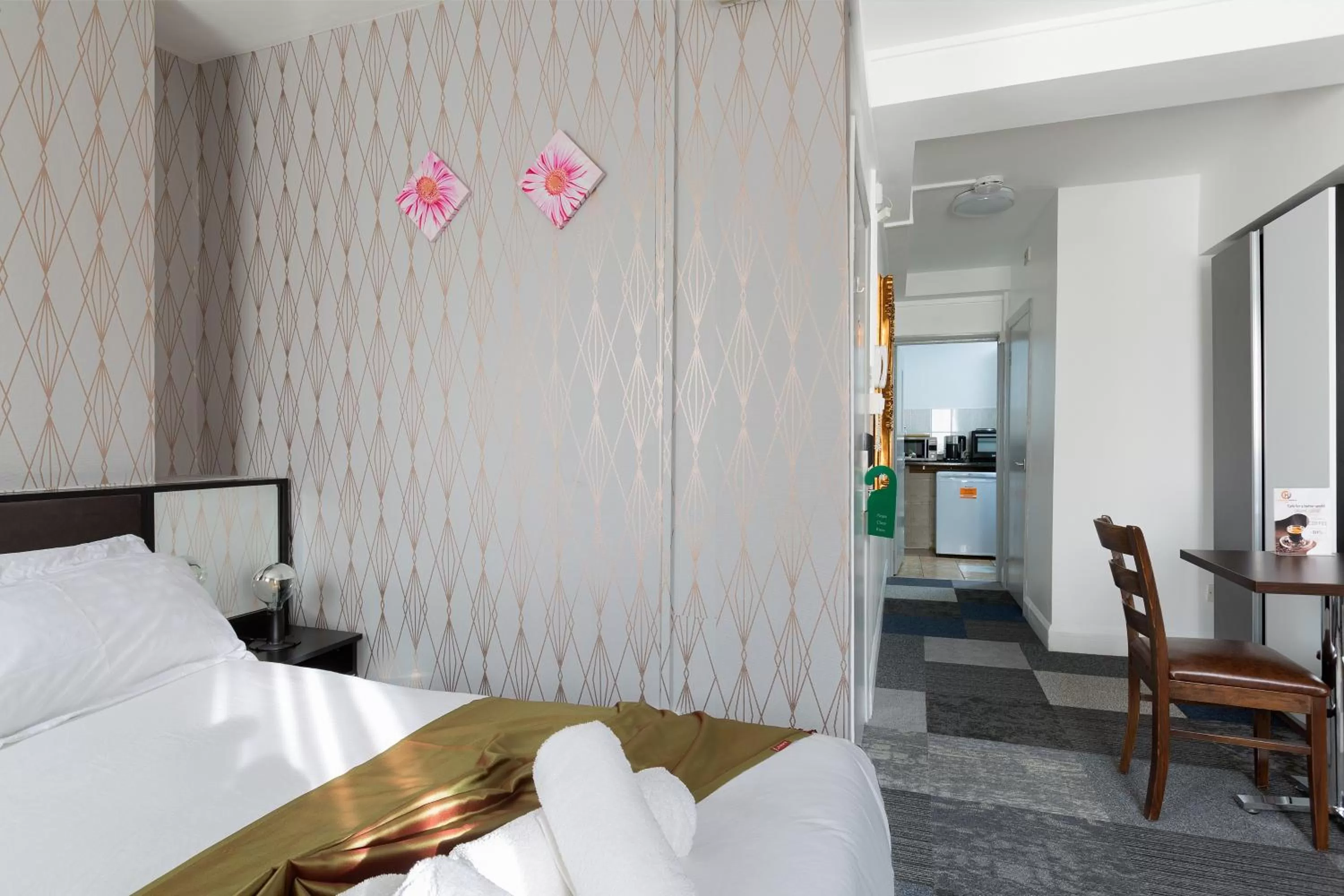 View (from property/room), Bed in Central Hoxton Shoreditch