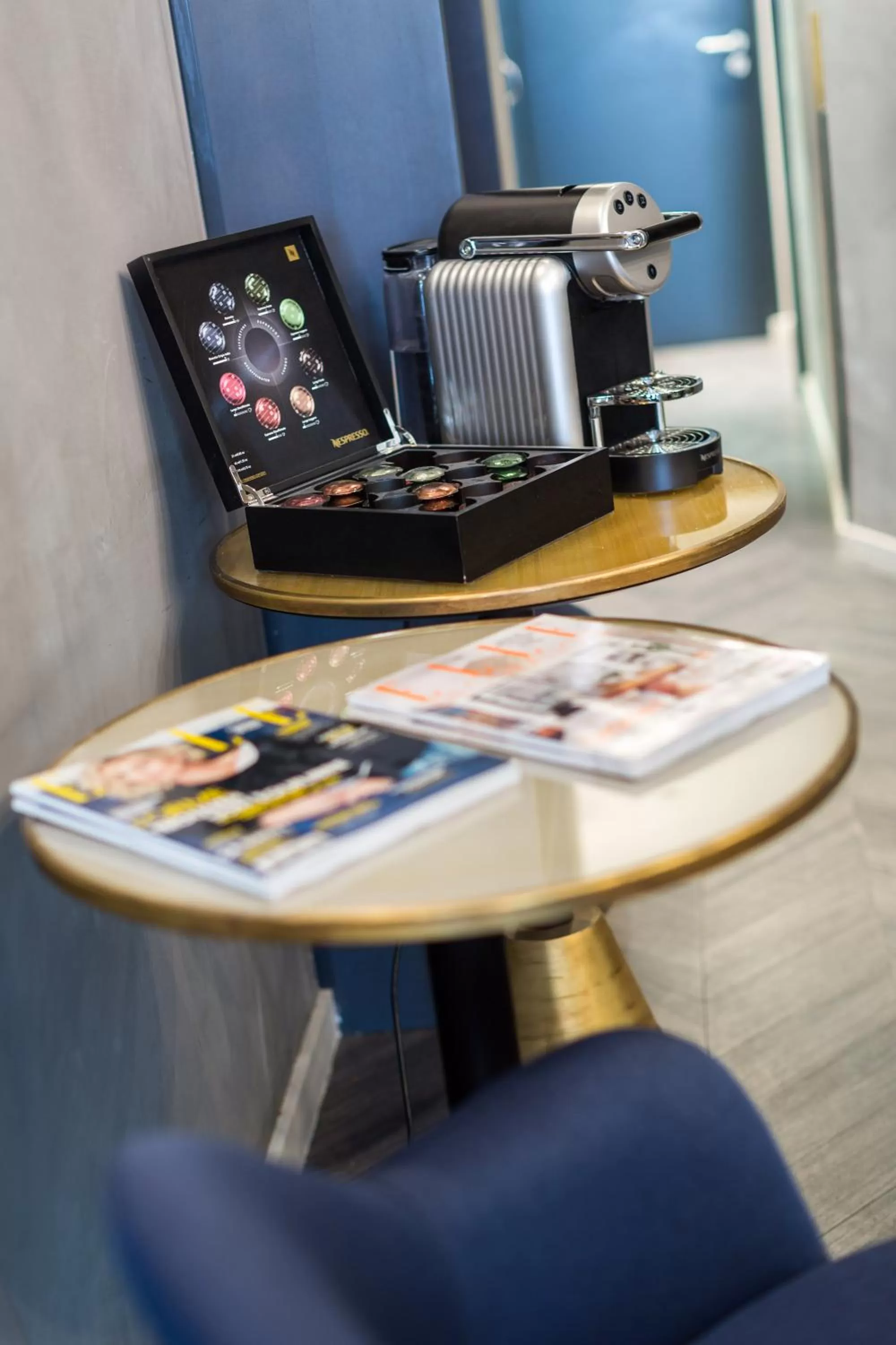 Facade/entrance in Hotel OHM by Happyculture