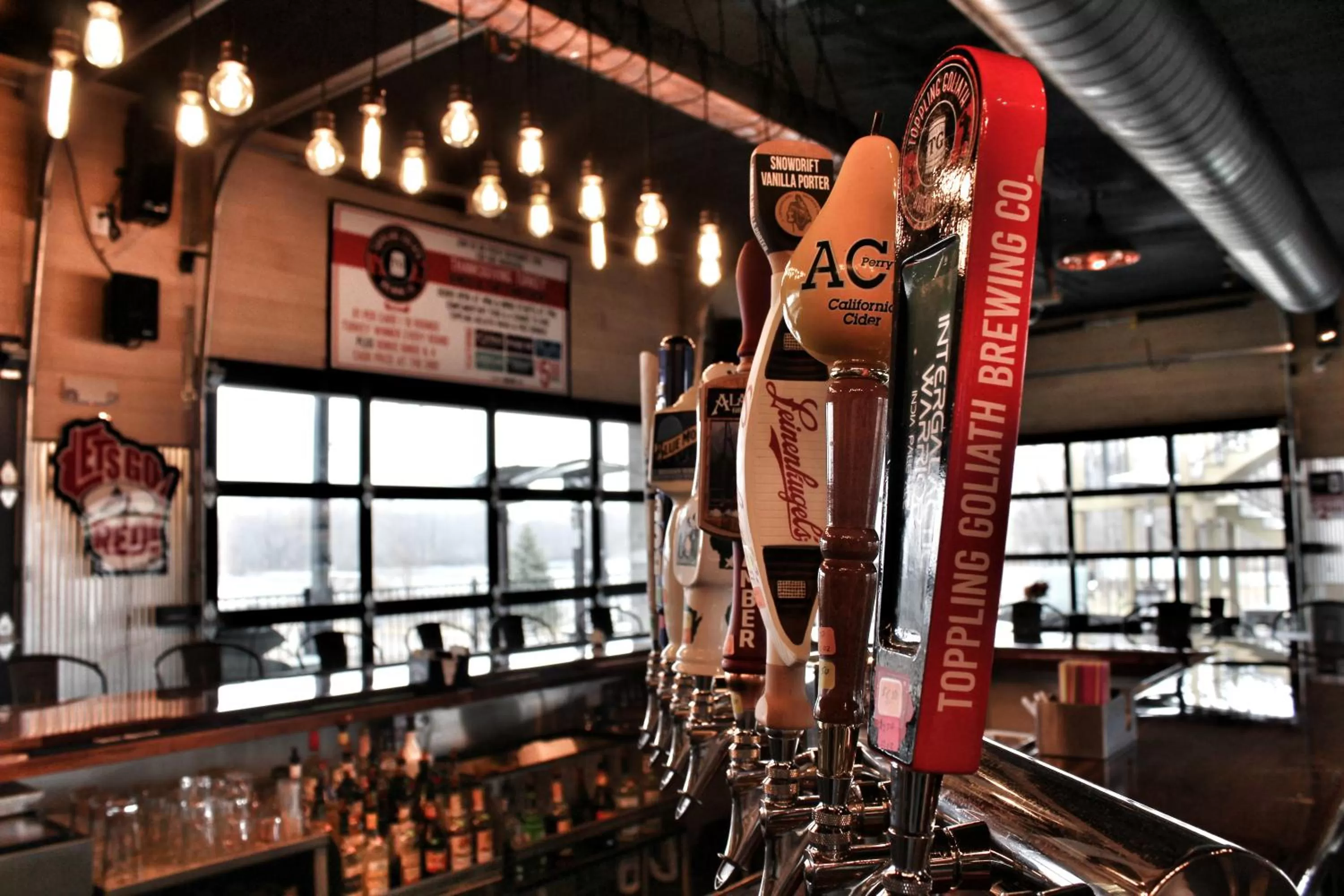 Lounge or bar in Waterfront Hotel