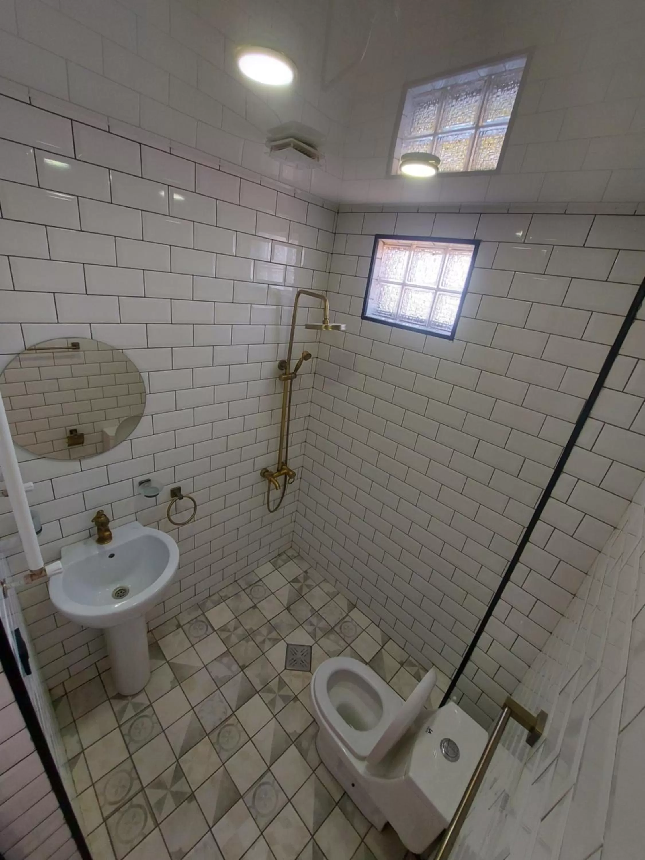 Bathroom in Level Up Hotel & Restaurant