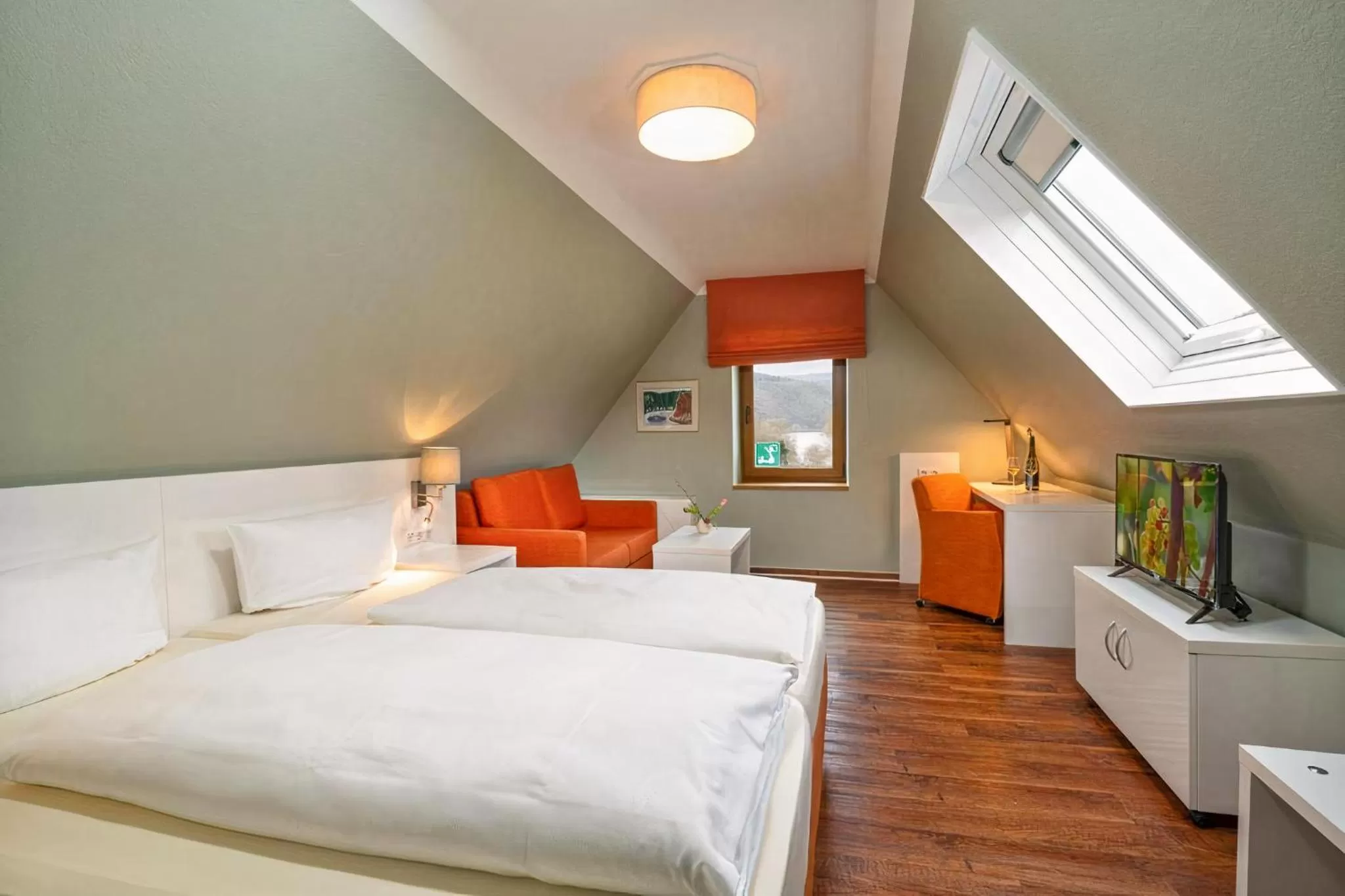 Bed in Weinhotel Landsknecht