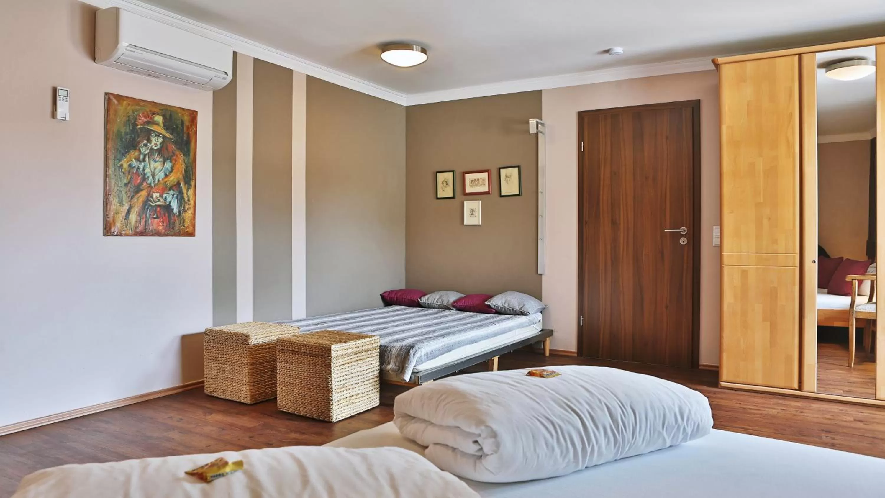 Photo of the whole room, Bed in Burgers Hotel