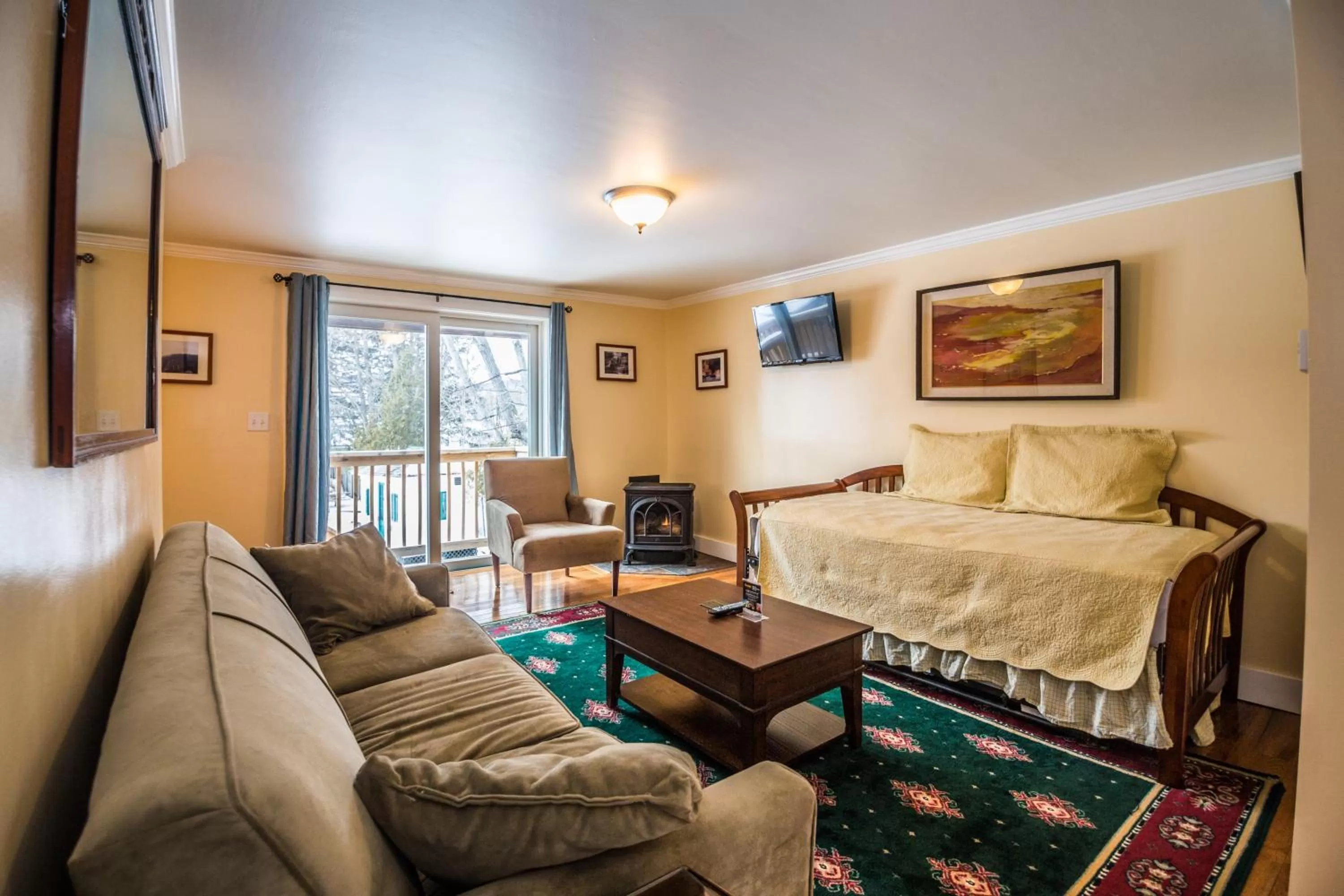 One-Bedroom Apartment in Cranmore Inn